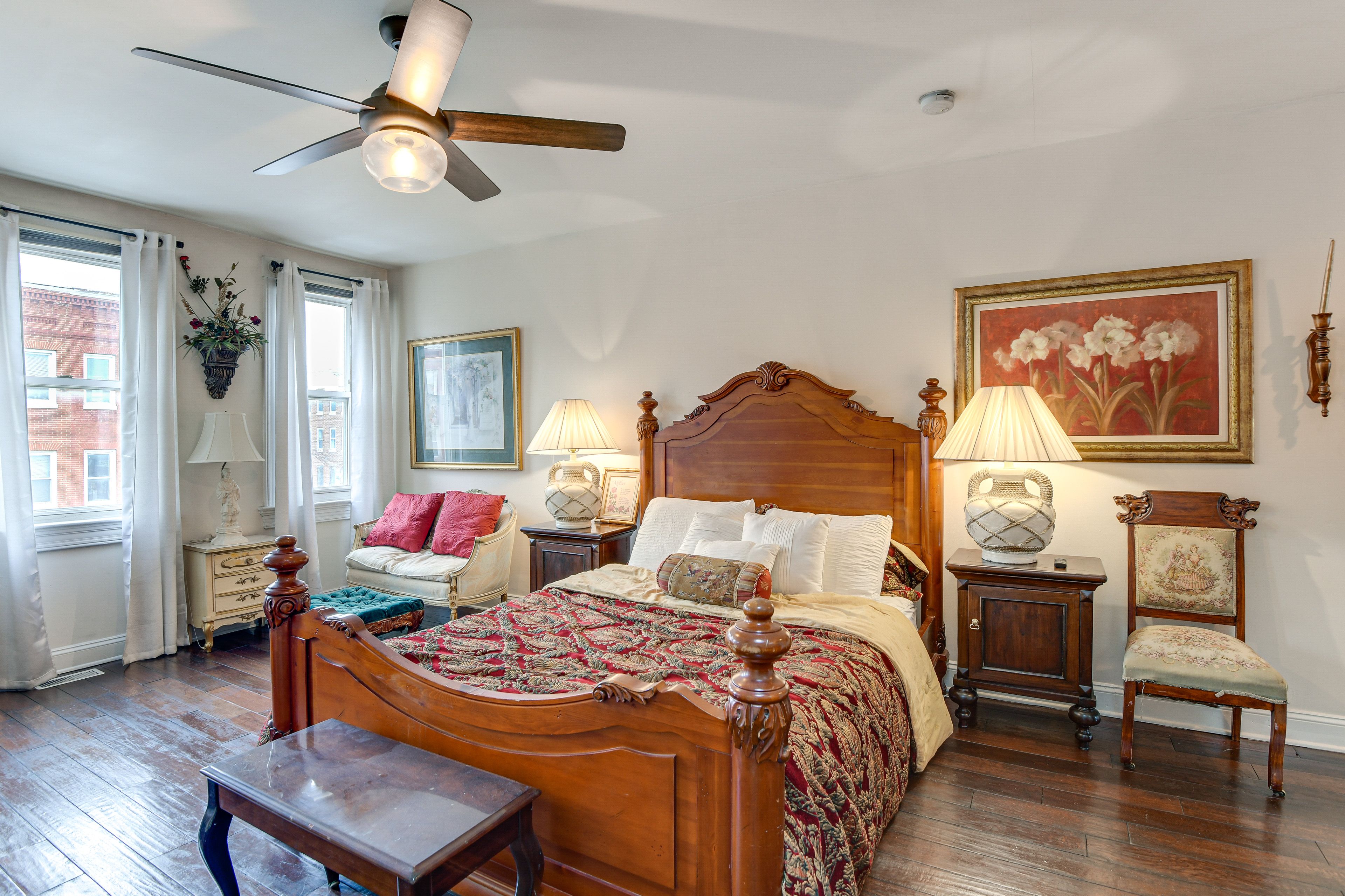 Bedroom 1 | Queen Bed | 2nd Floor