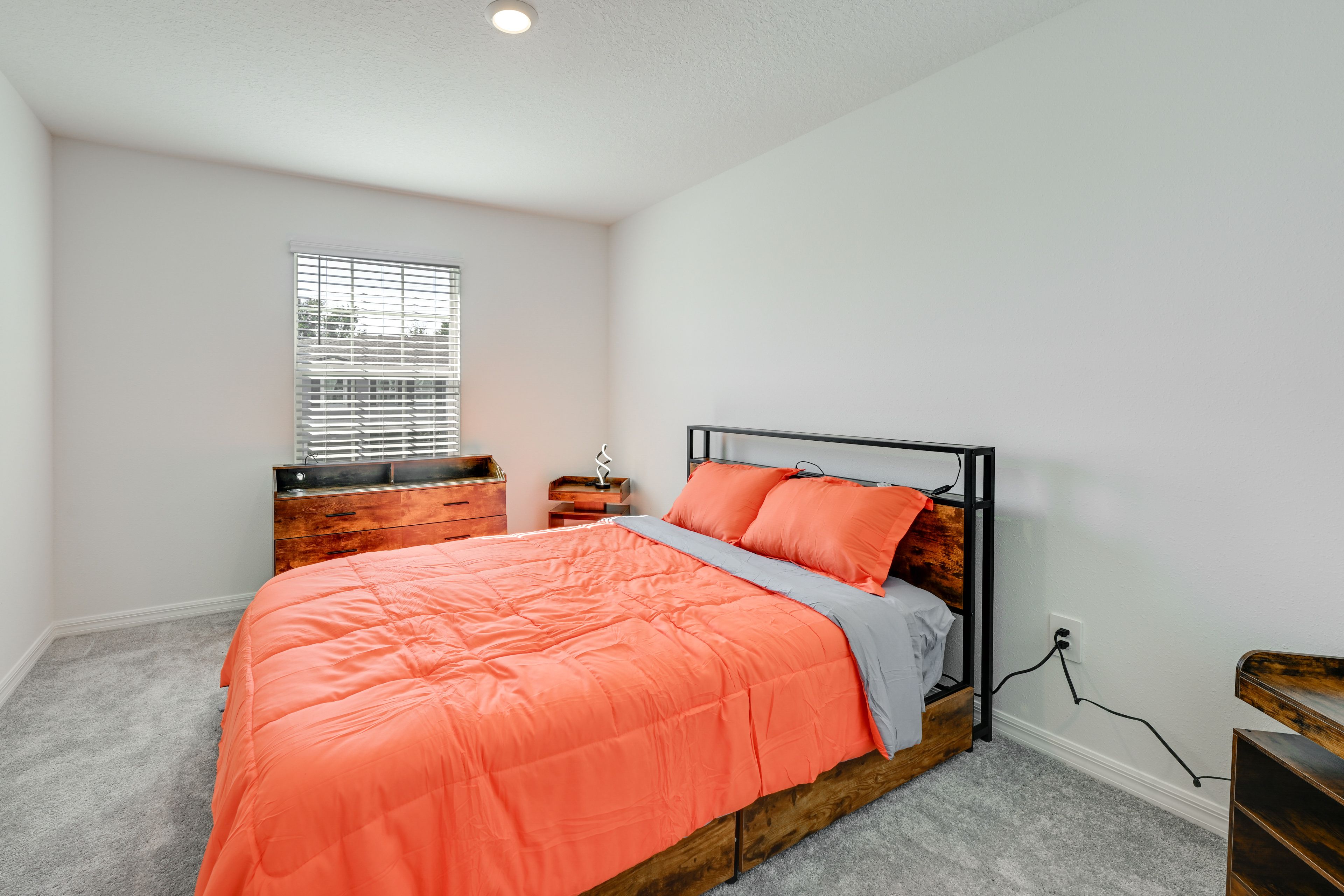 Bedroom 1 | King Bed | 2nd Floor