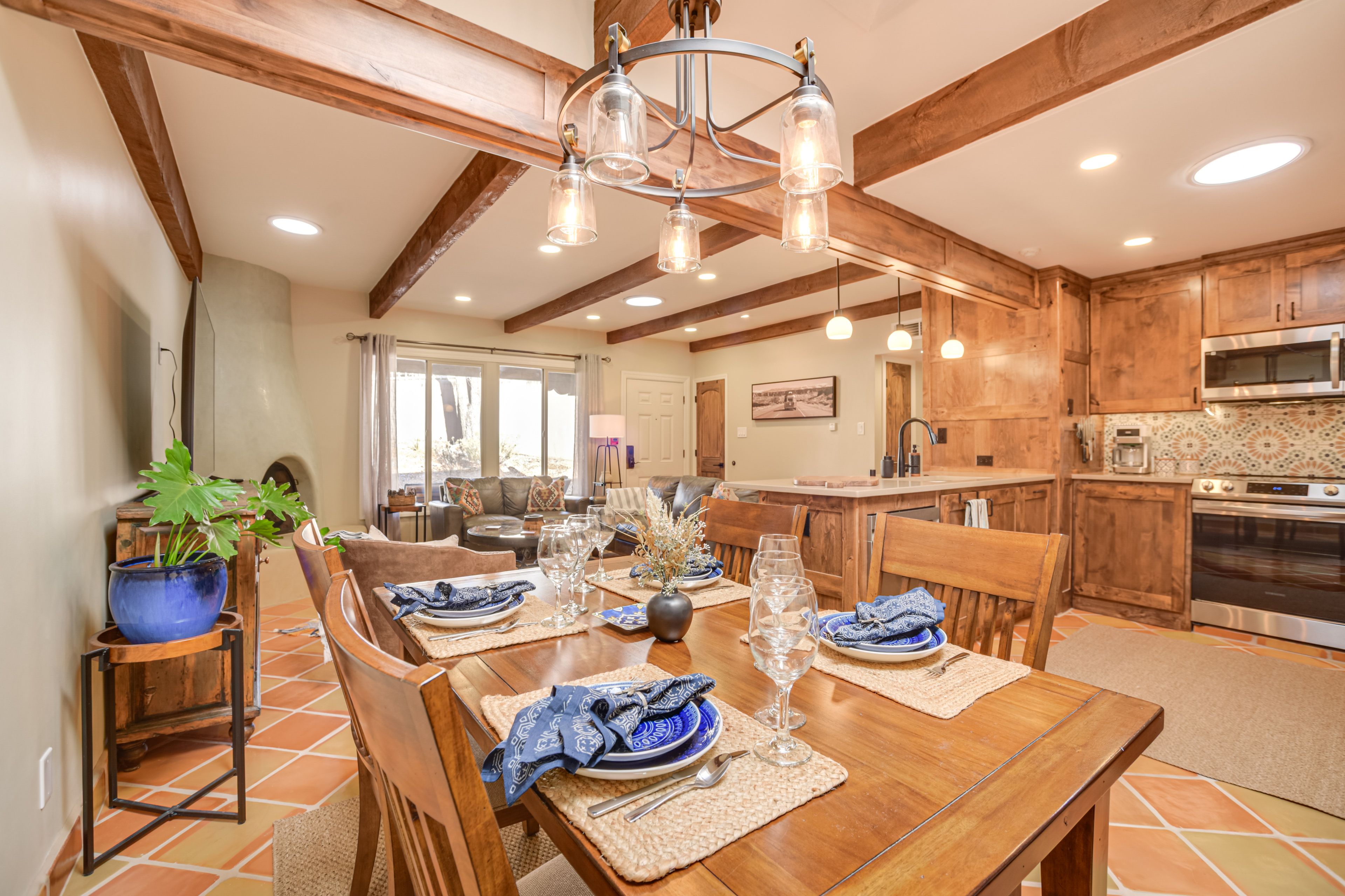 Dining Area | Dishware & Flatware