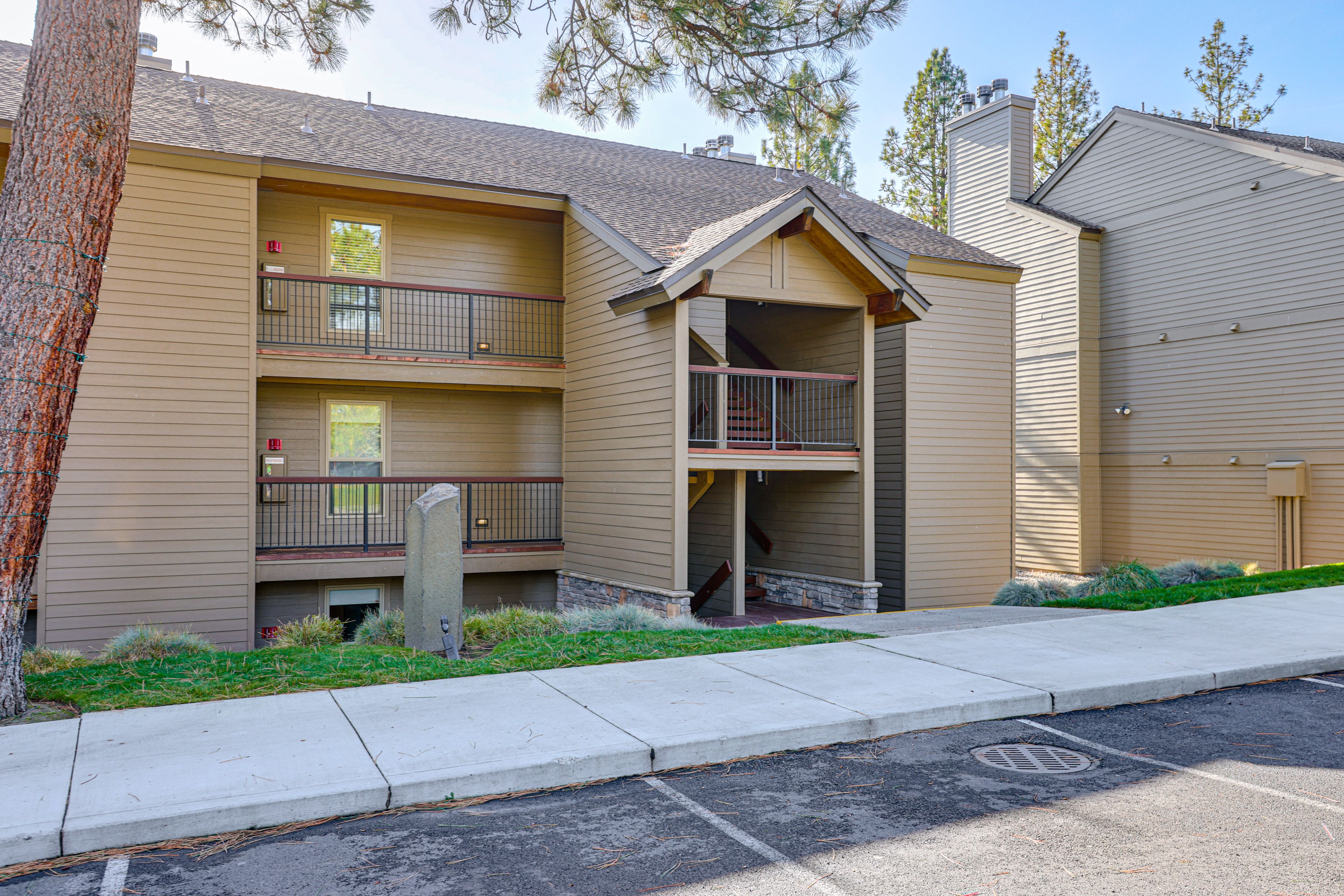 Parking | Community Surface Lot (3 Vehicles)