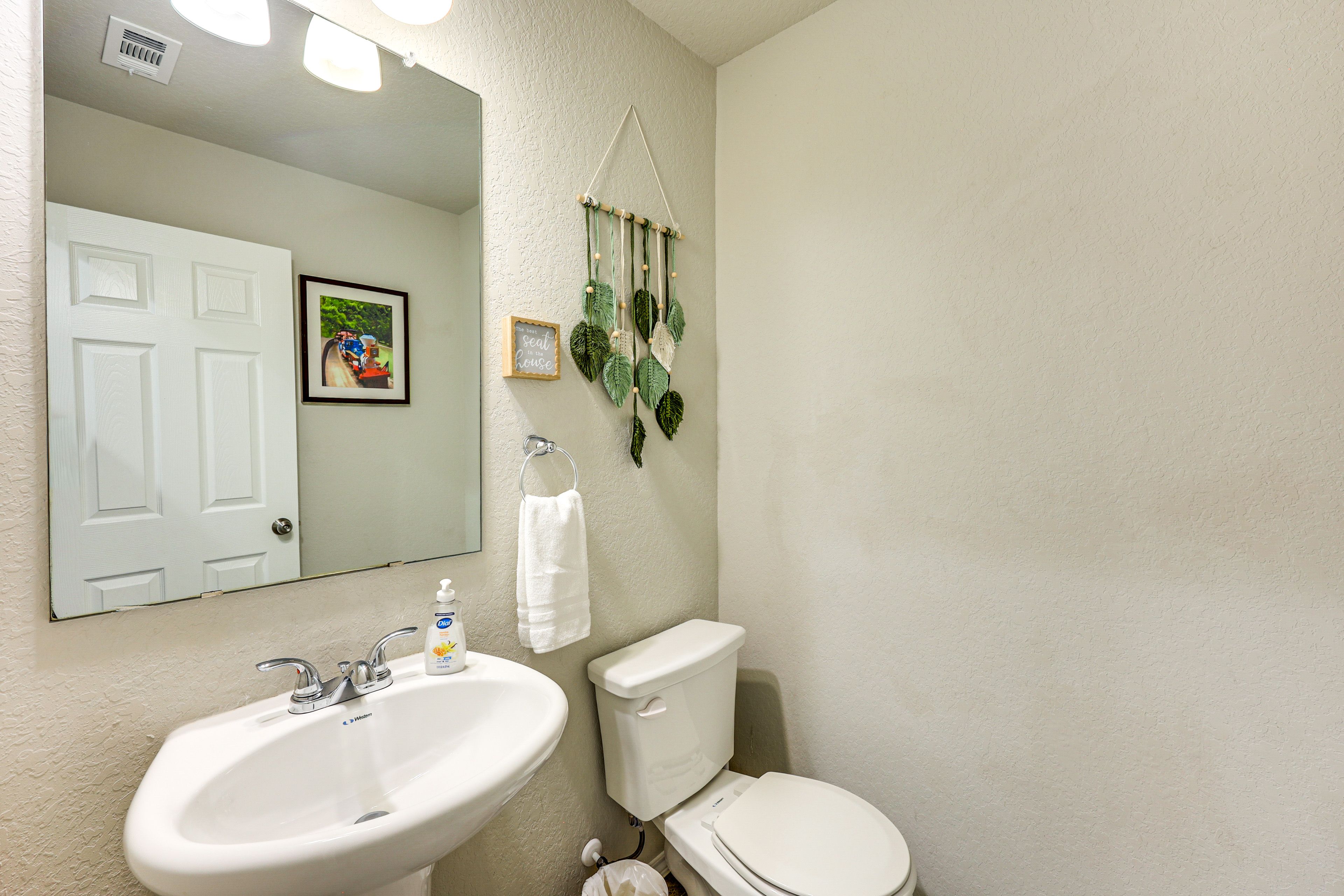 Half Bathroom | 1st Floor