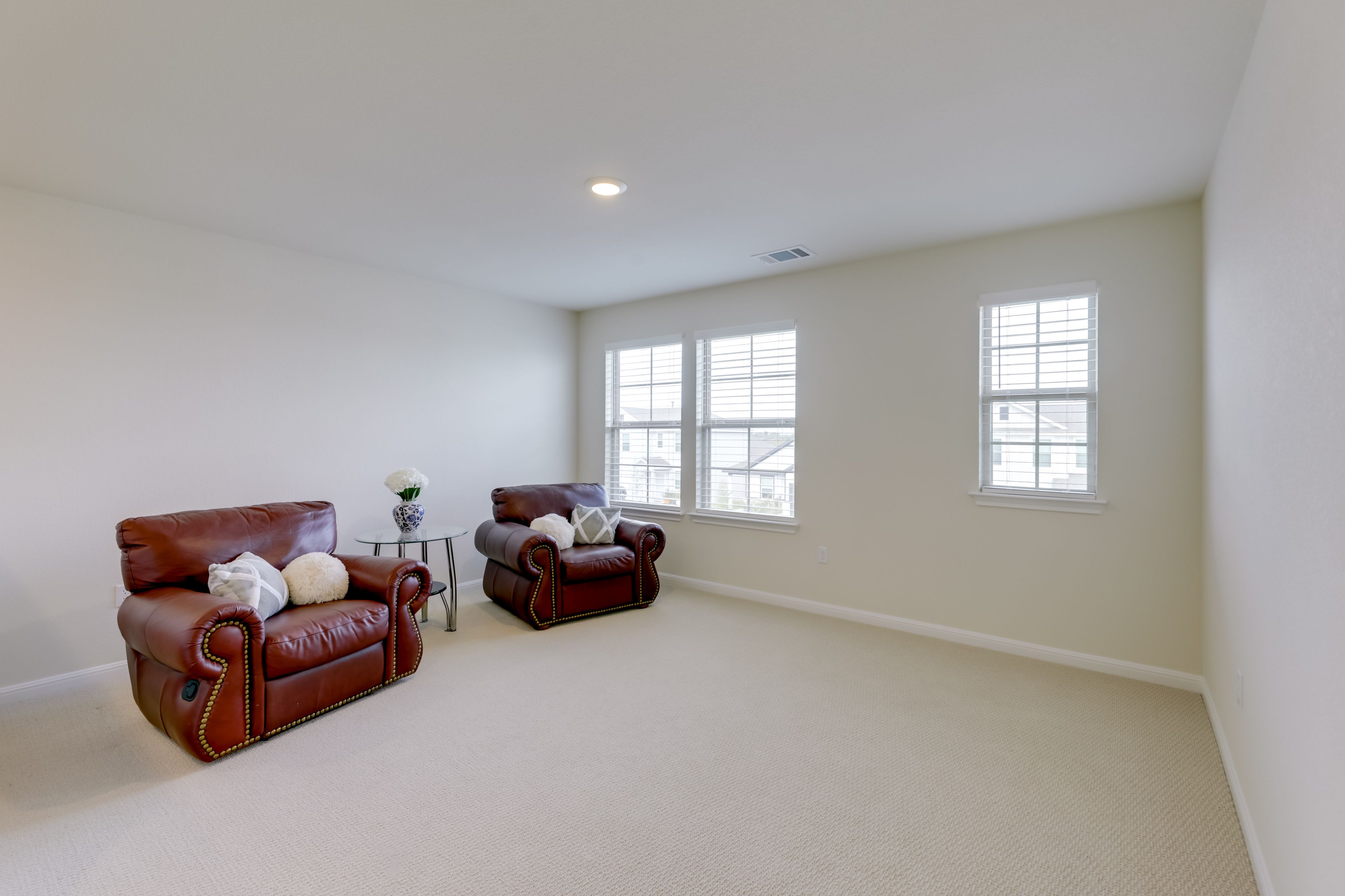 Sitting Area | 2nd Floor