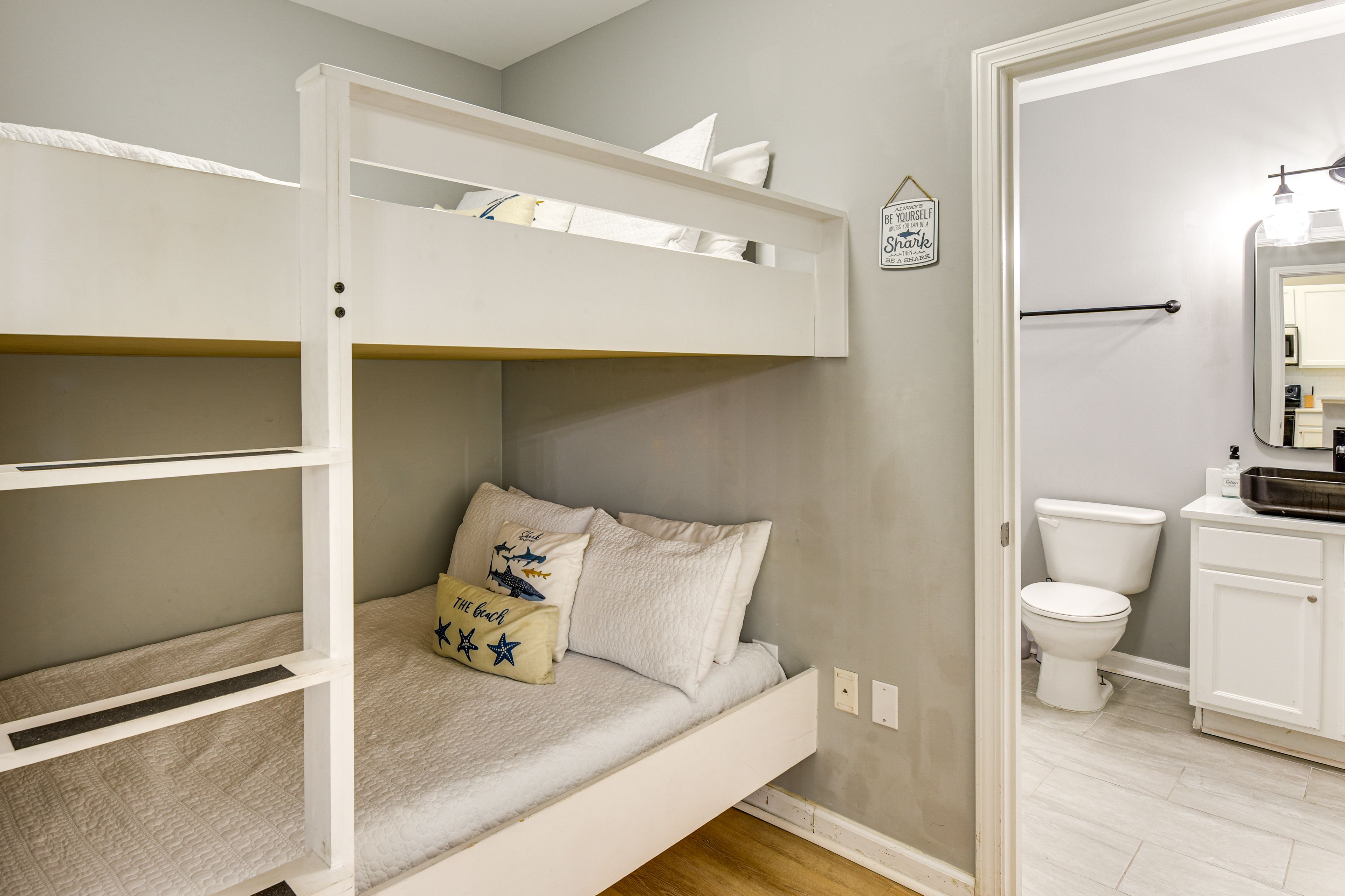 Bedroom 2 | Full Bunk Bed