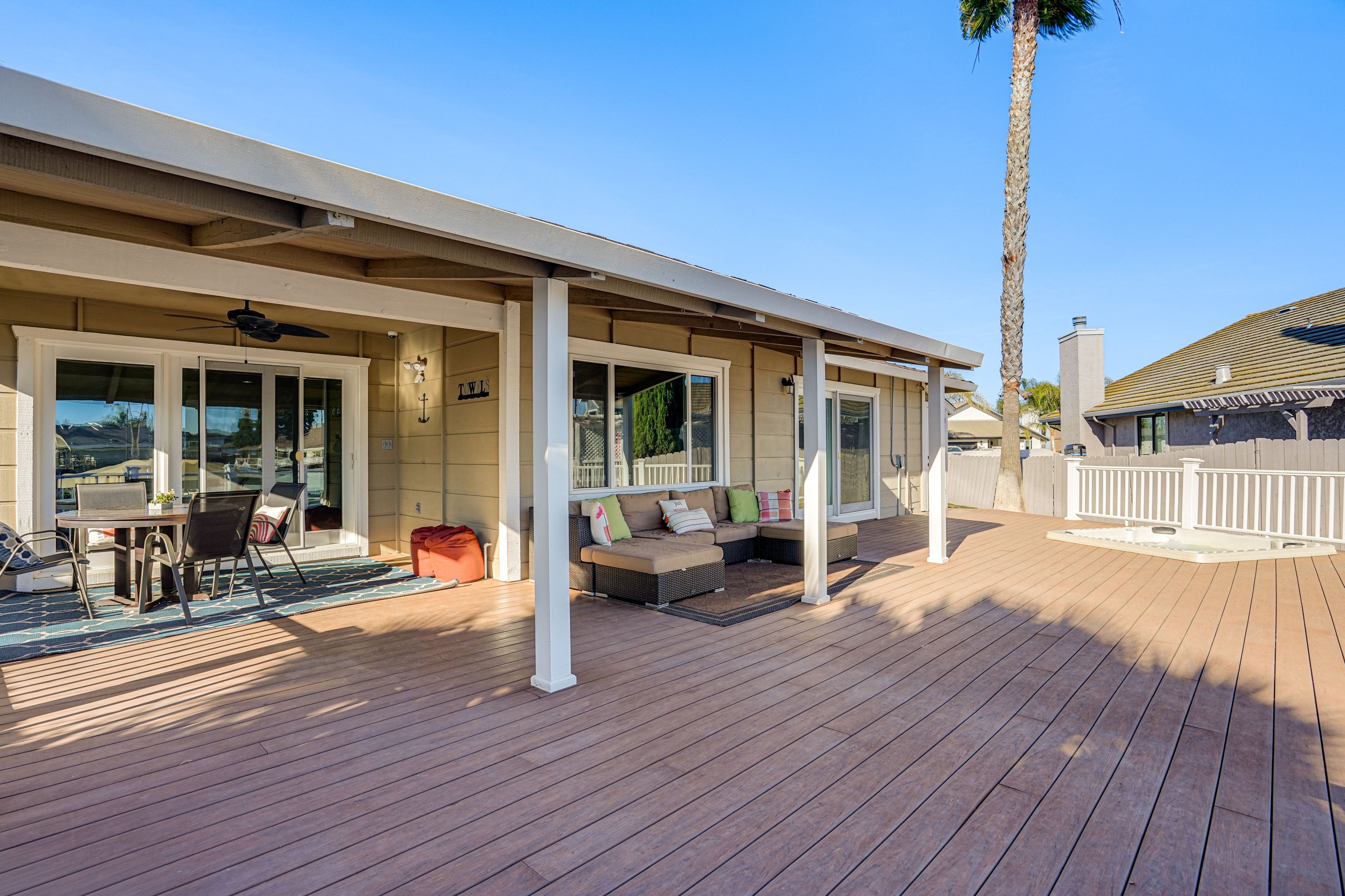 Deck | Outdoor Seating | Gas Grill | Built-In Hot Tub