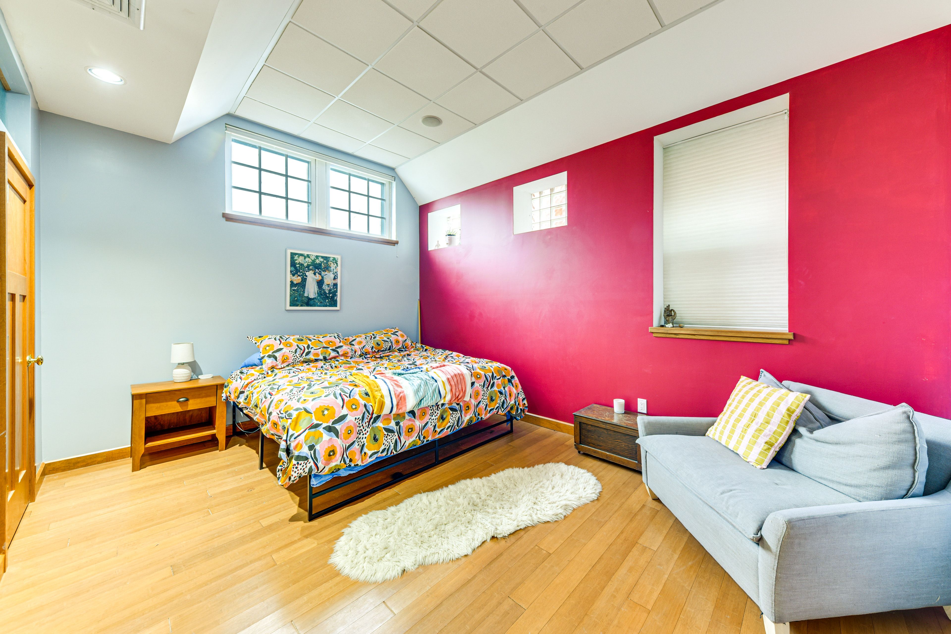 Bedroom 1 | King Bed