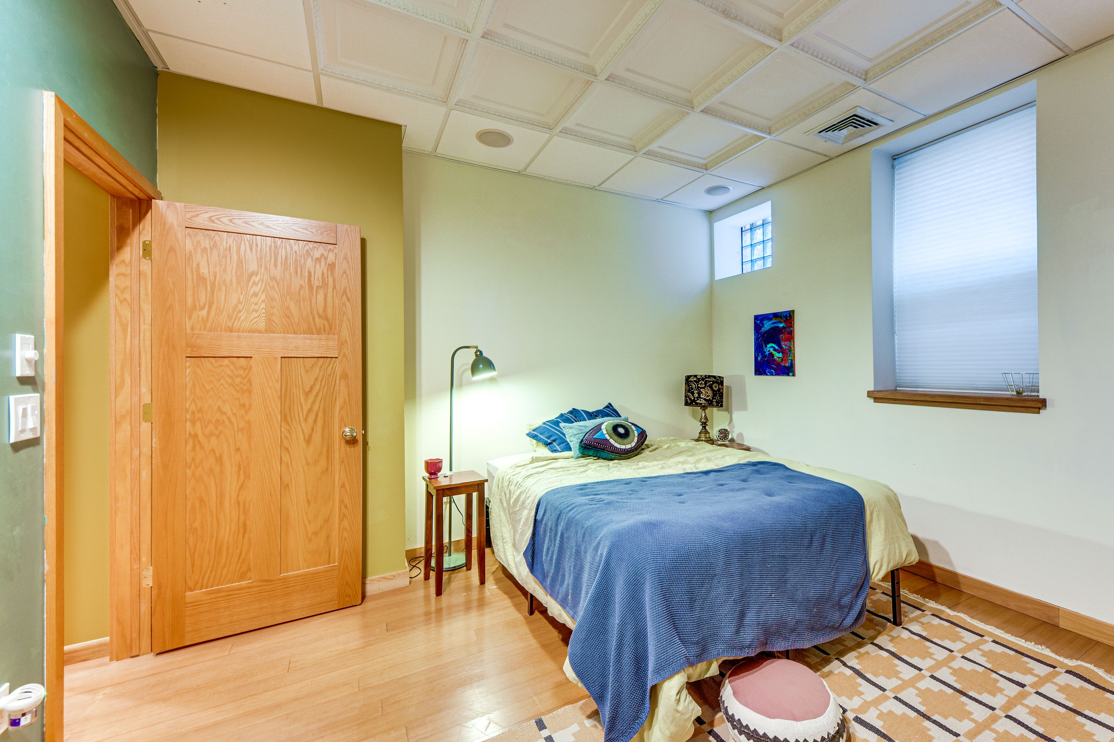 Bedroom 2 | Queen Bed