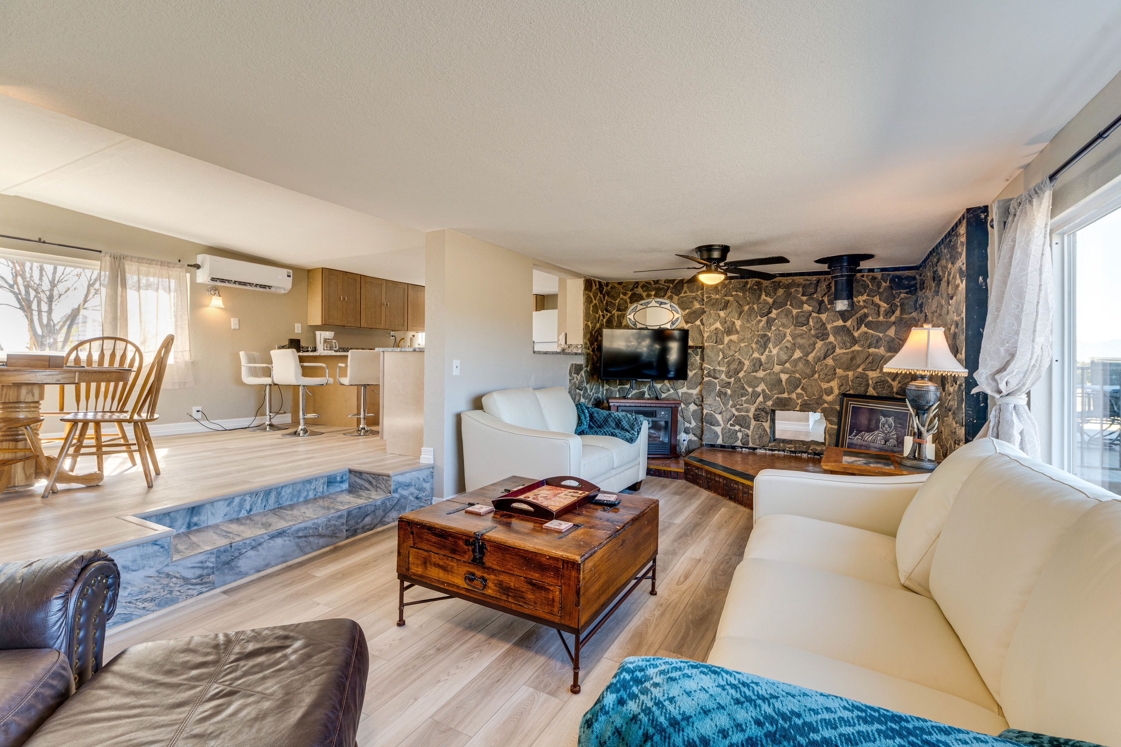 Living Room | Electric Fireplace