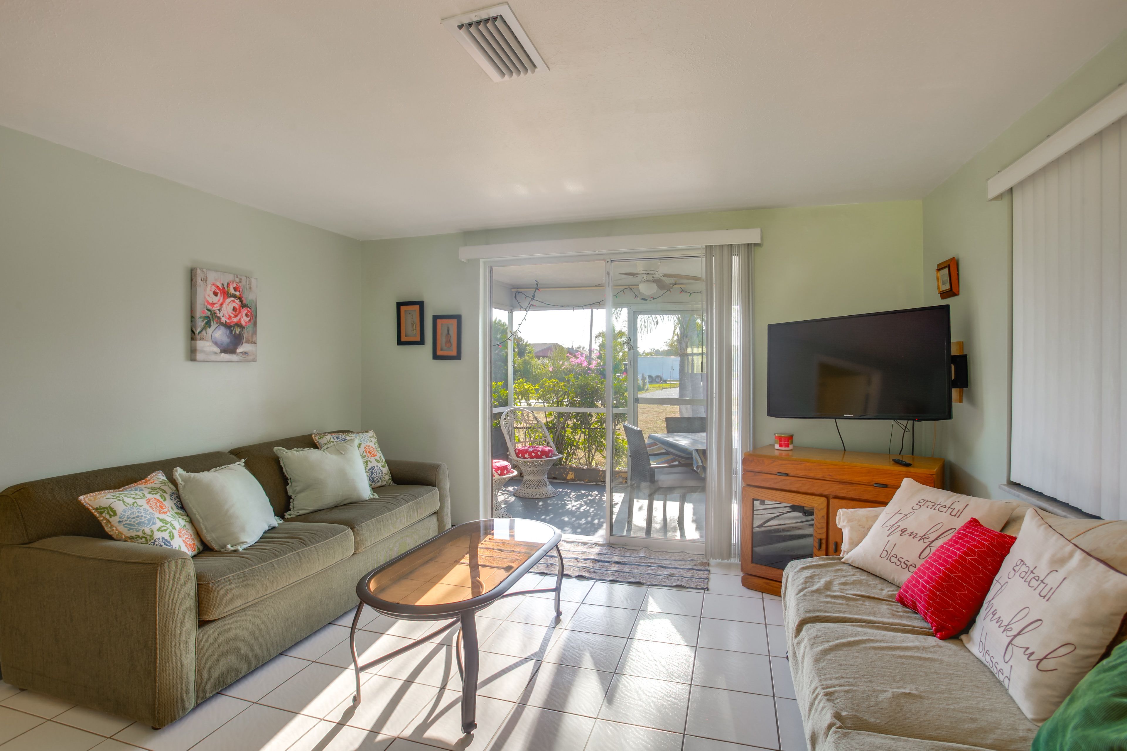 Englewood Vacation Rental | 2BR | 2BA | 1,569 Sq Ft | Step to Enter