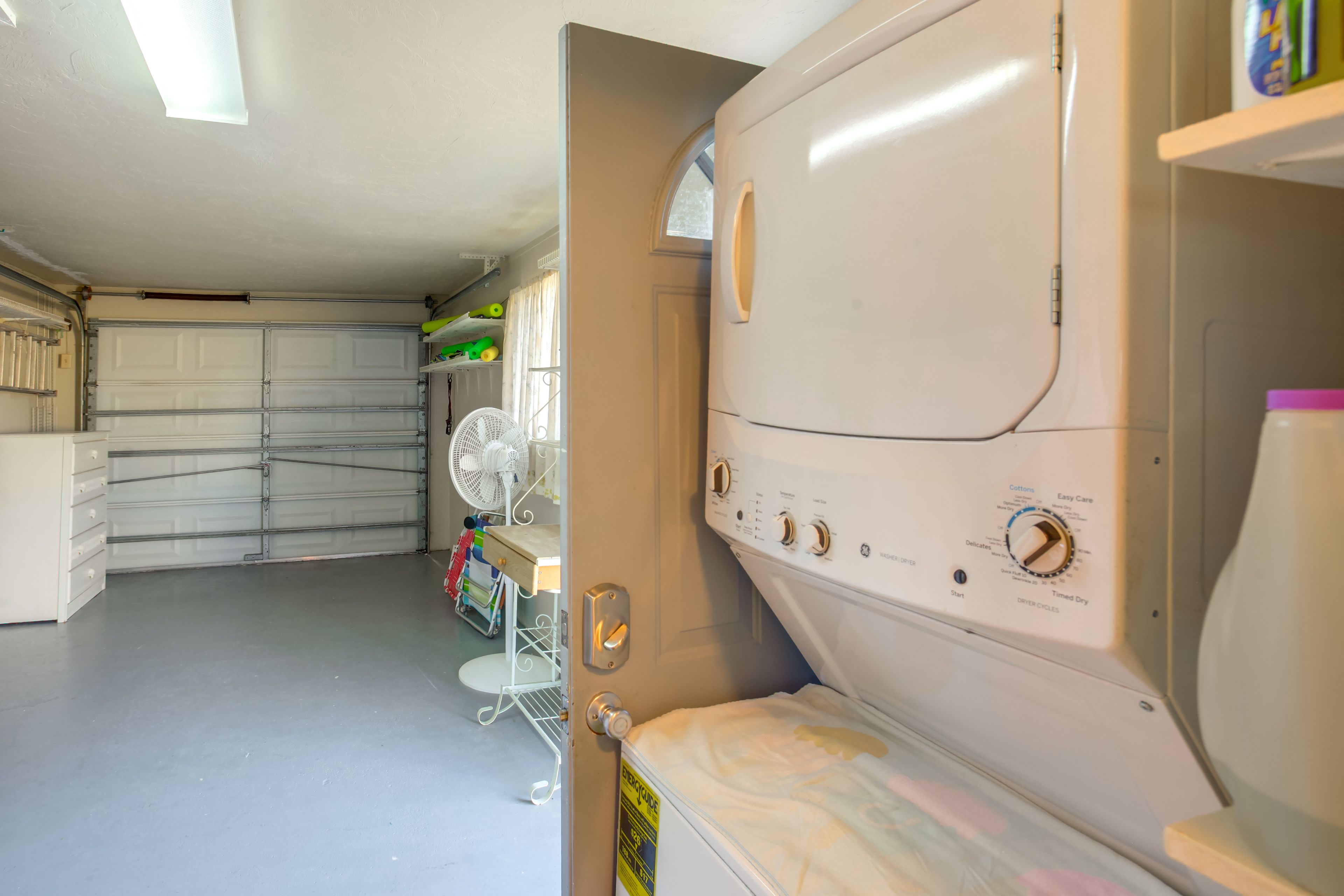 Garage | Washer/Dryer