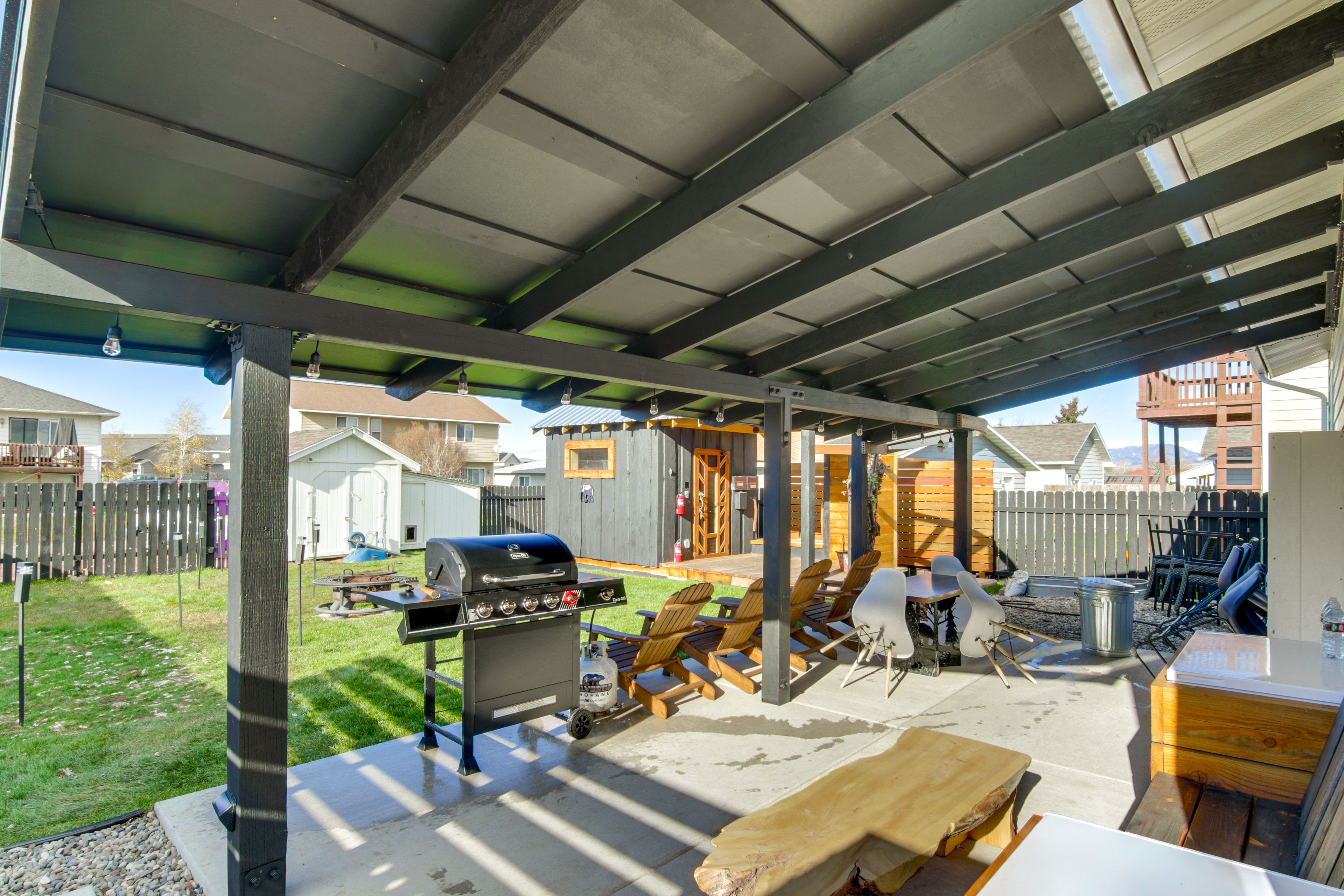 Shared Outdoor Space | Covered Patio | Dining Area | Gas Grill | 2 Coolers