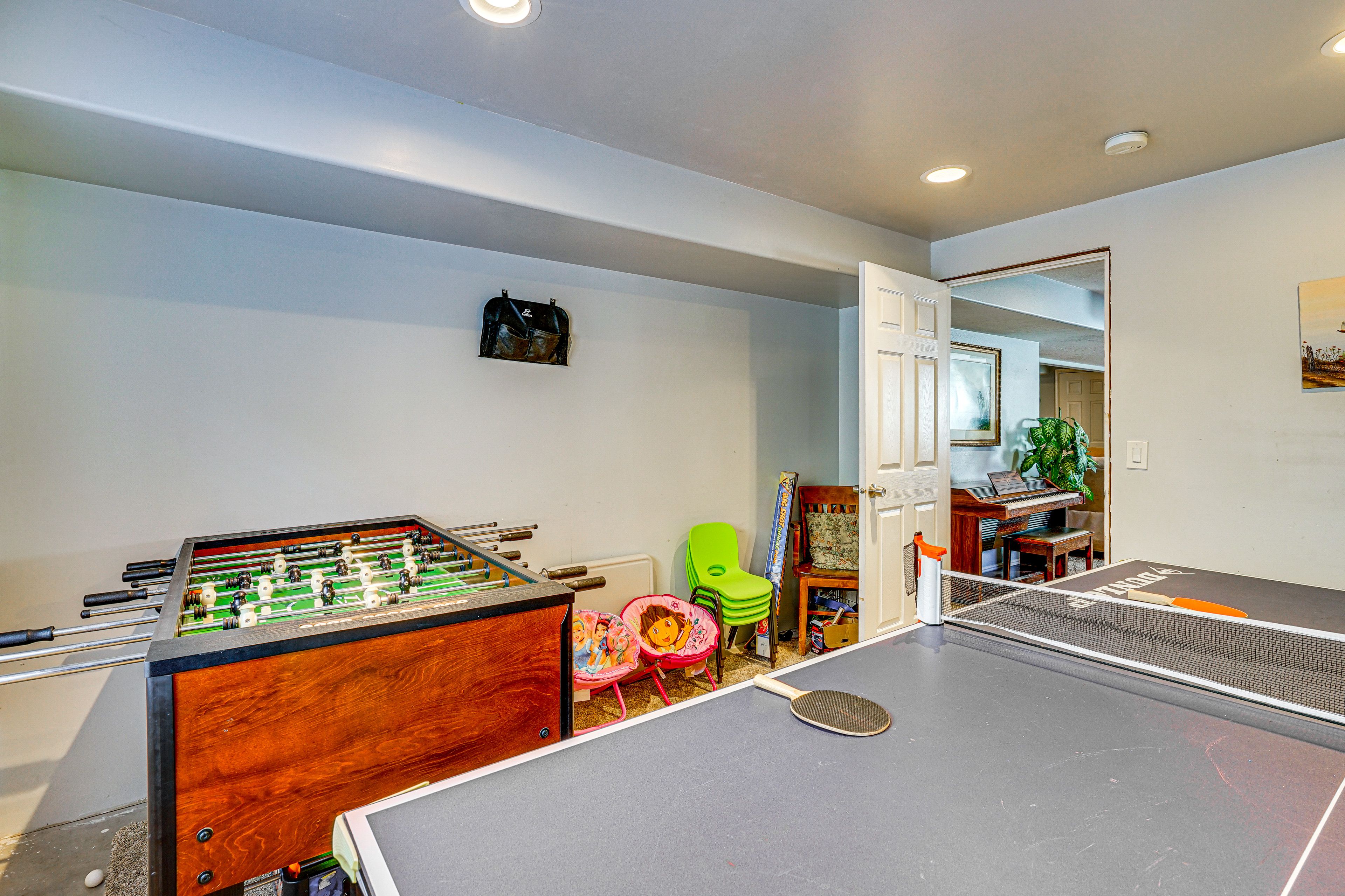 Game Room | Basement | Ping-Pong Table | Foosball Table | Board Games