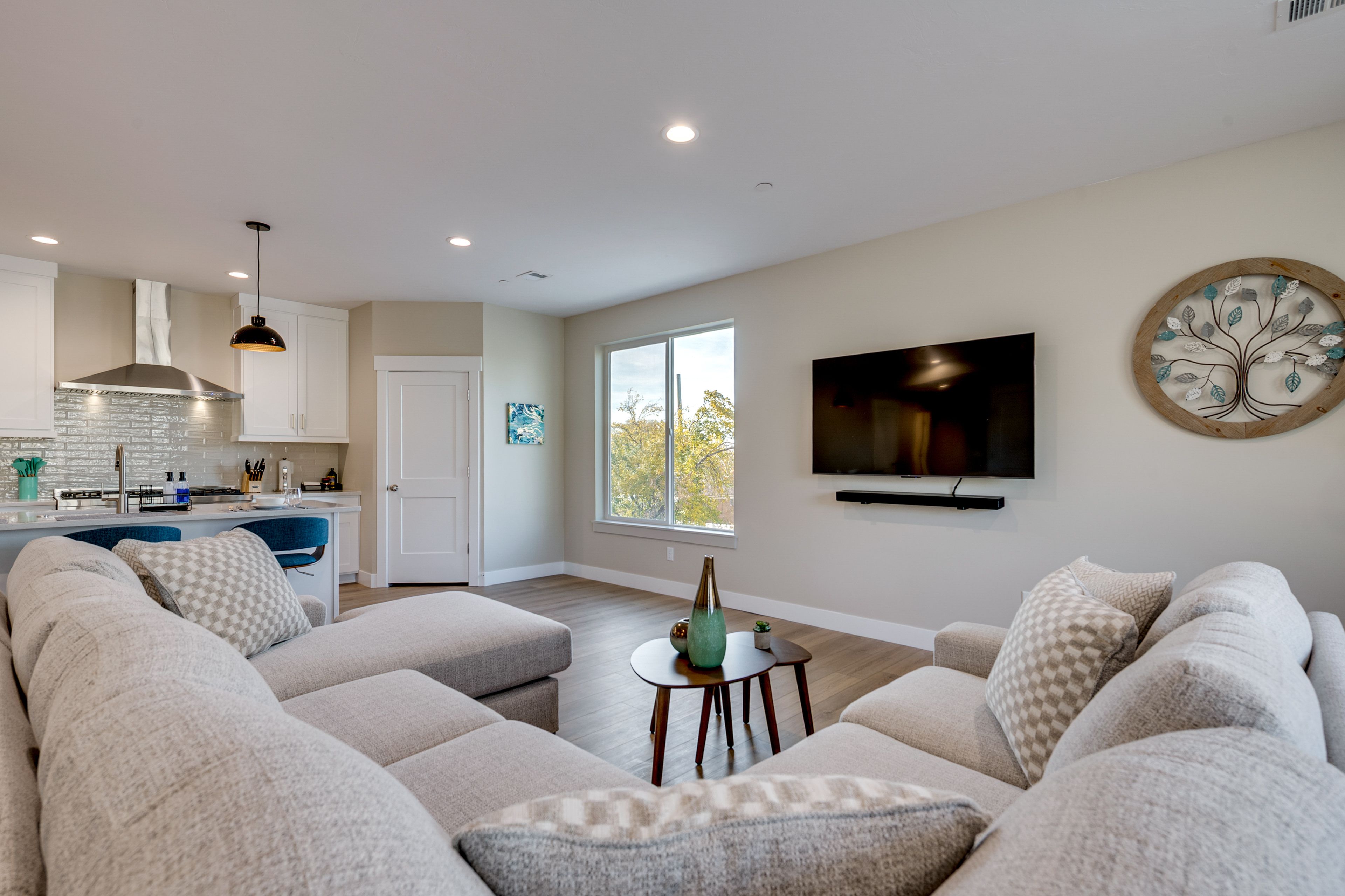 Millcreek Vacation Rental | 3BR | 2.5BA | 1,800 Sq Ft | Steps to Enter