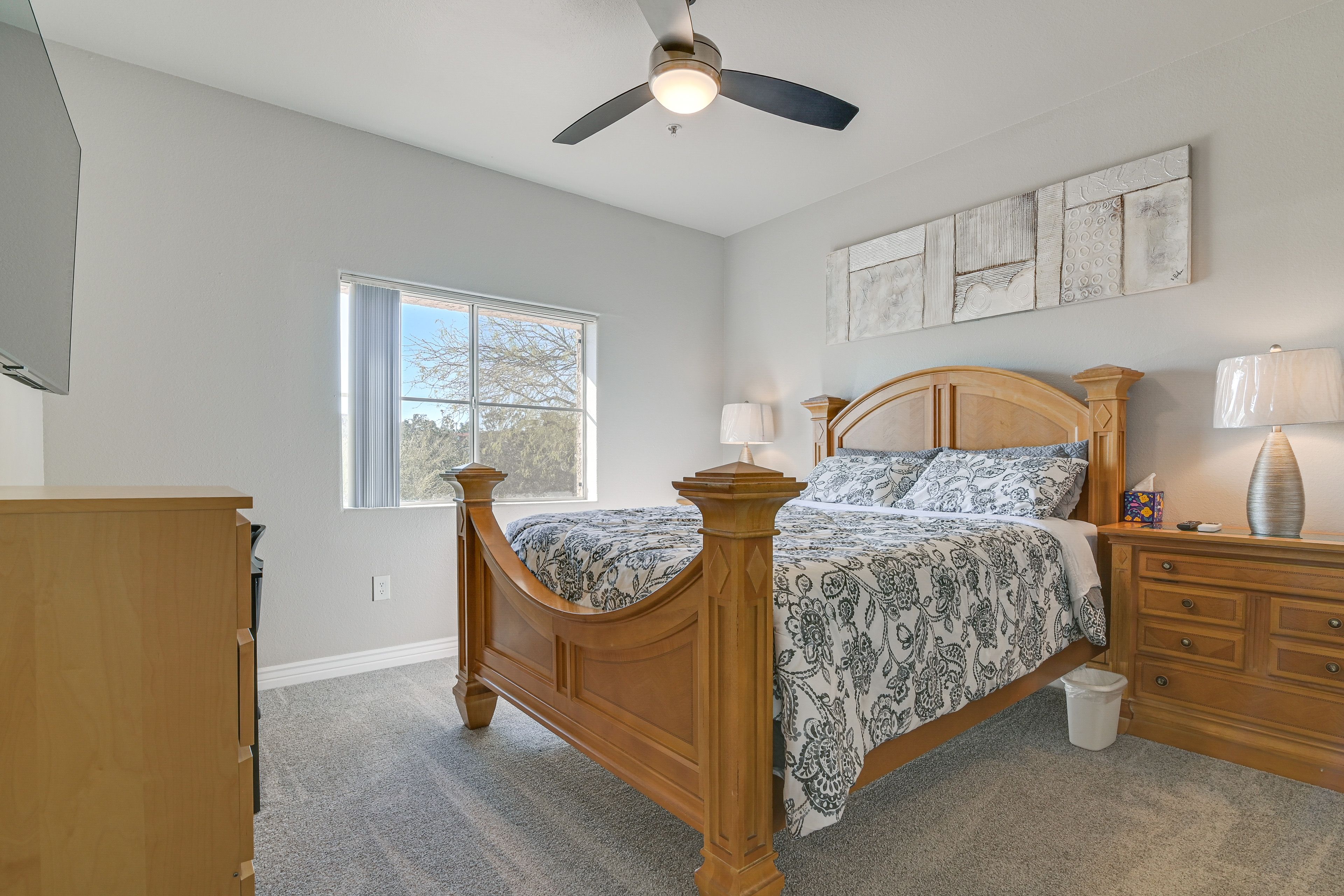 Bedroom 1 | Queen Bed | 2nd Floor