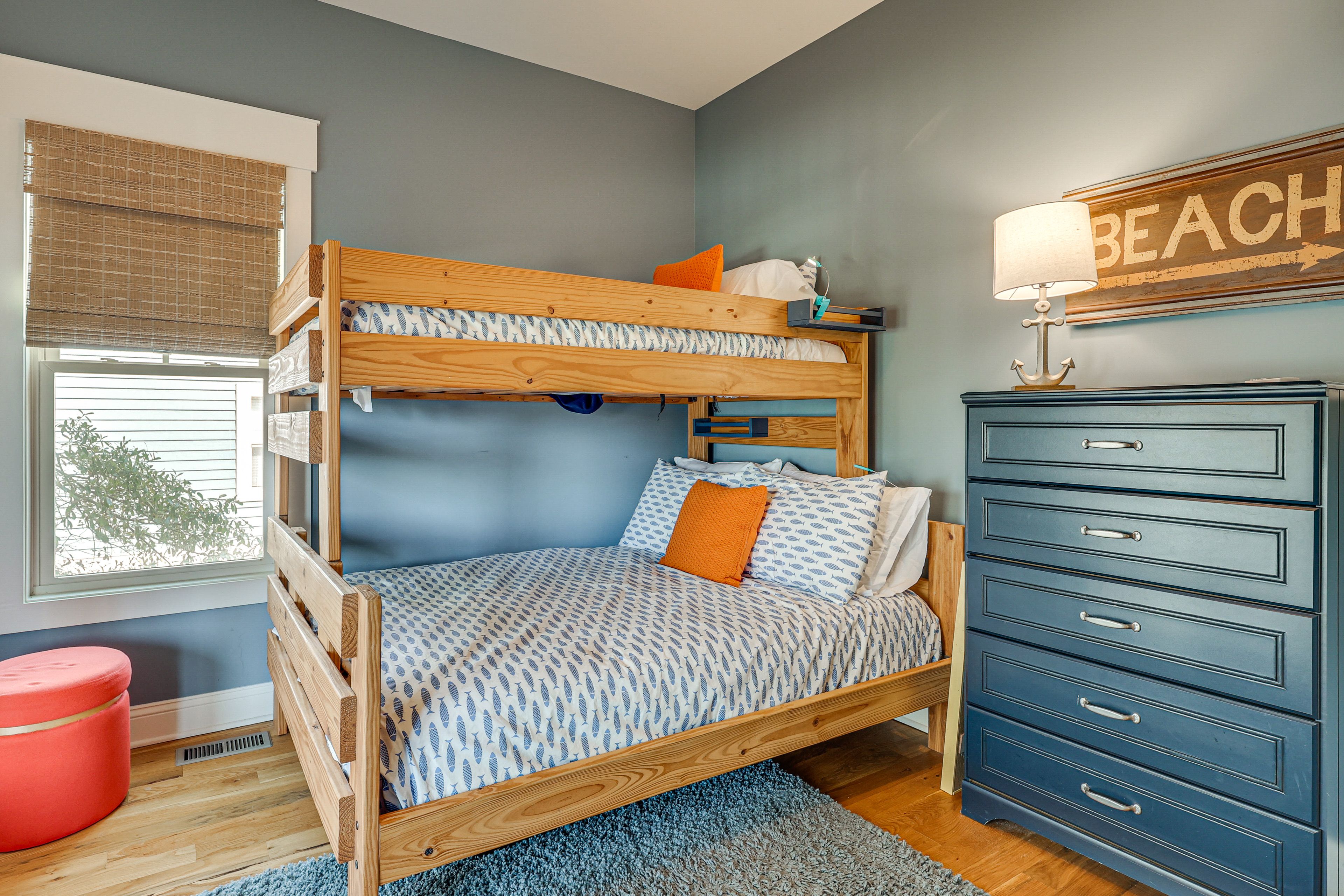 Bedroom 4 | Twin/Full Bunk Bed | Twin Bunk Bed | 1st Floor