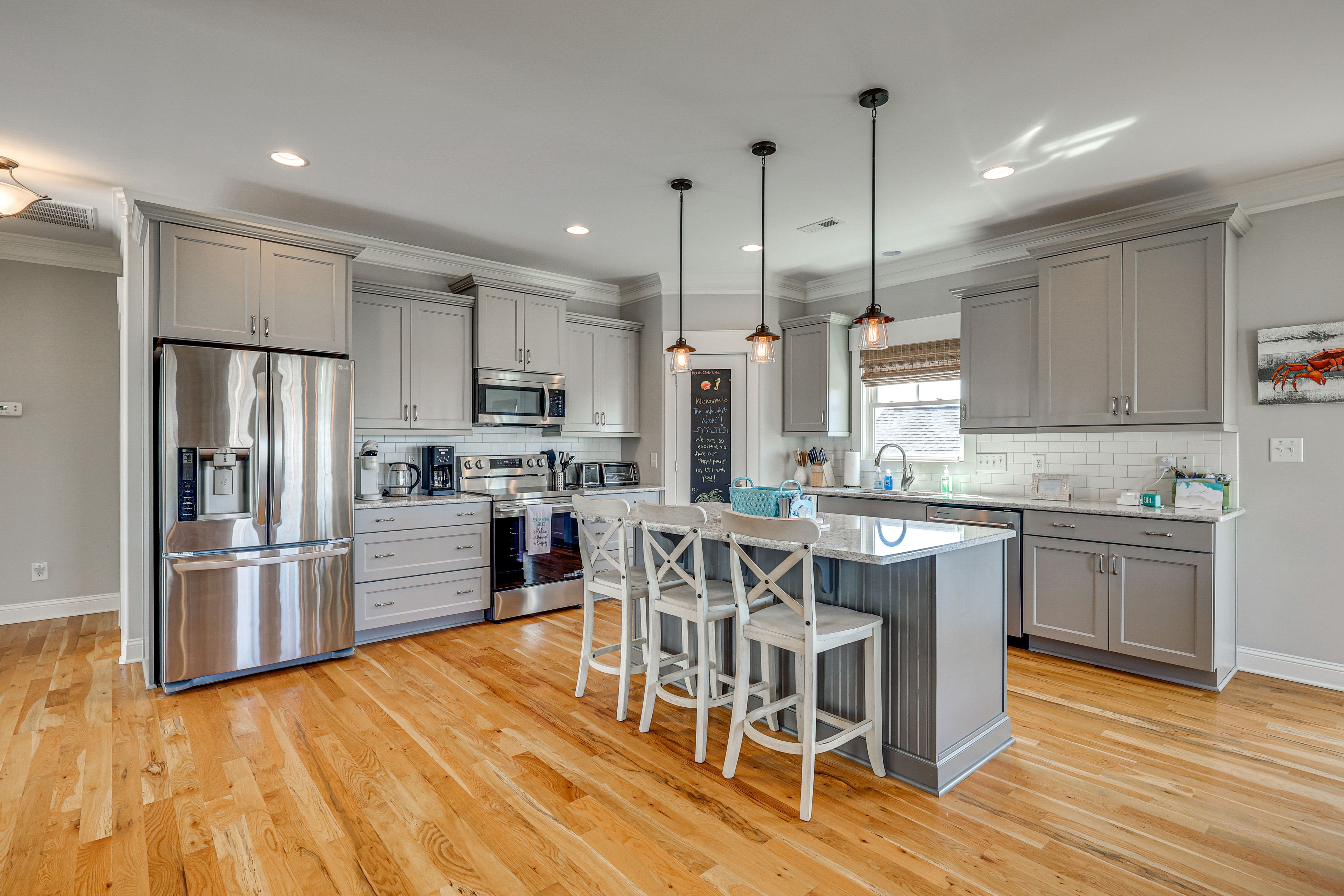 Breakfast Bar | Kitchen