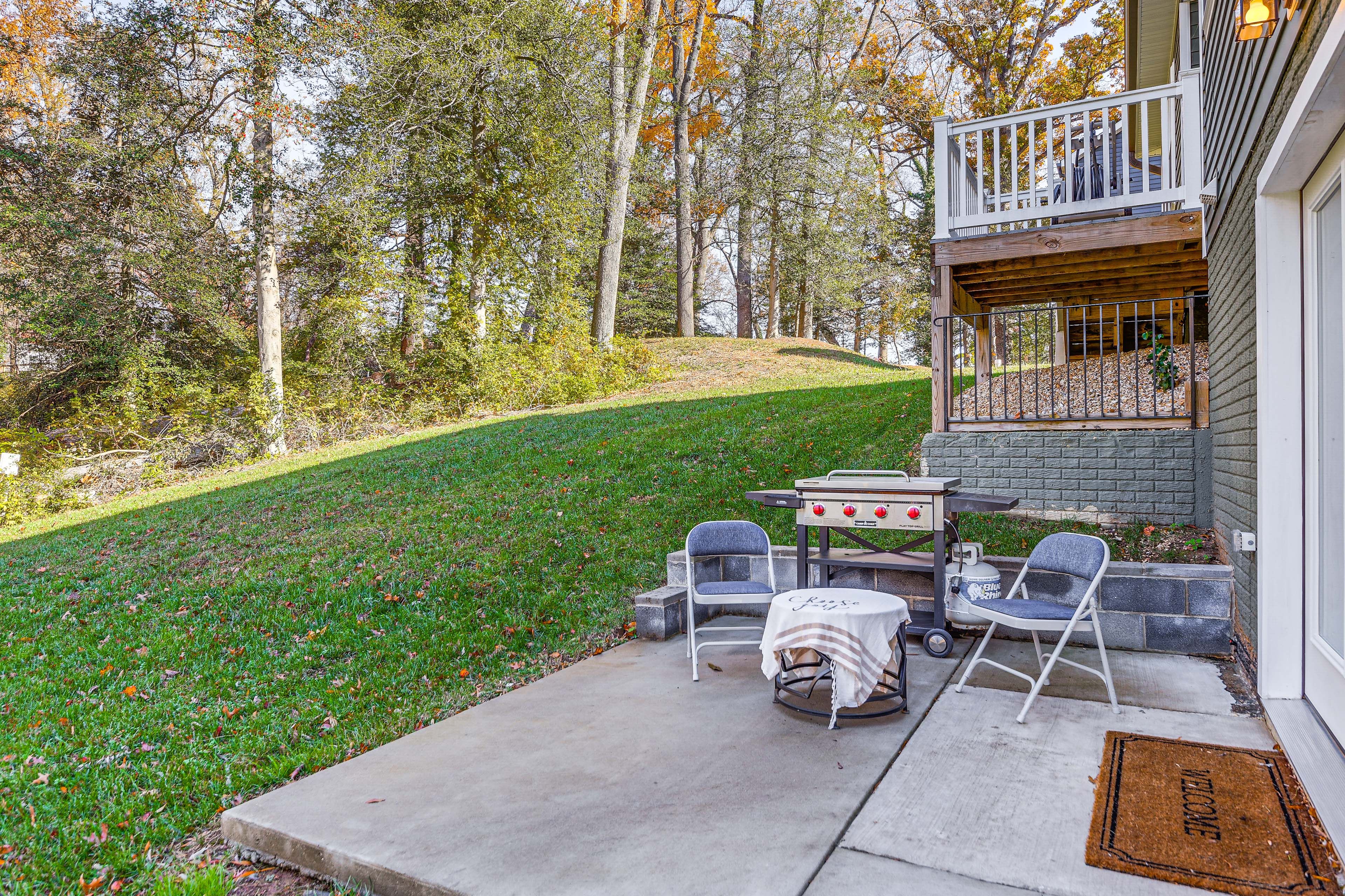 Private Patio | Gas Grill