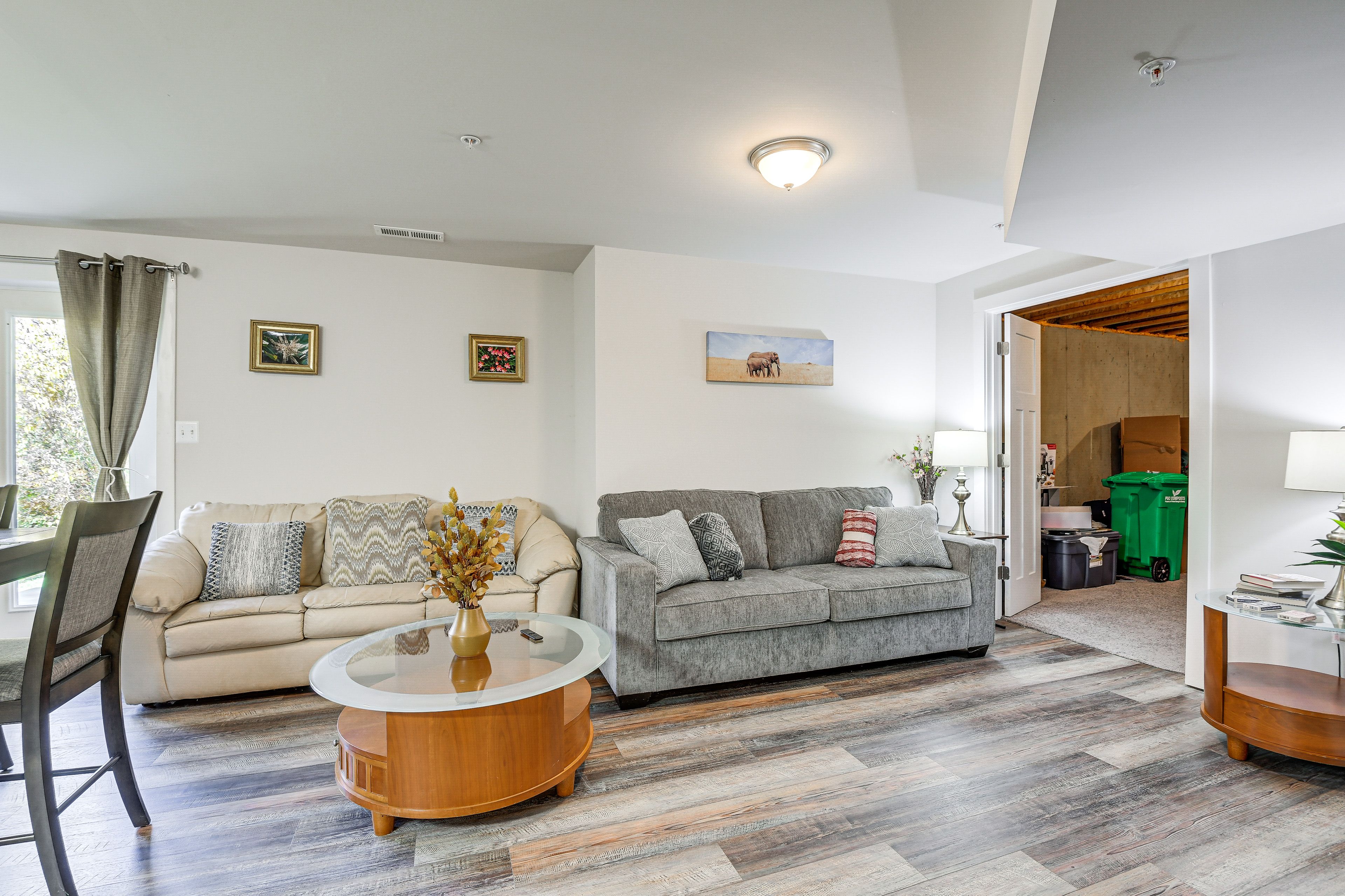 Living Room | Queen Sleeper Sofa | 75" Smart TV