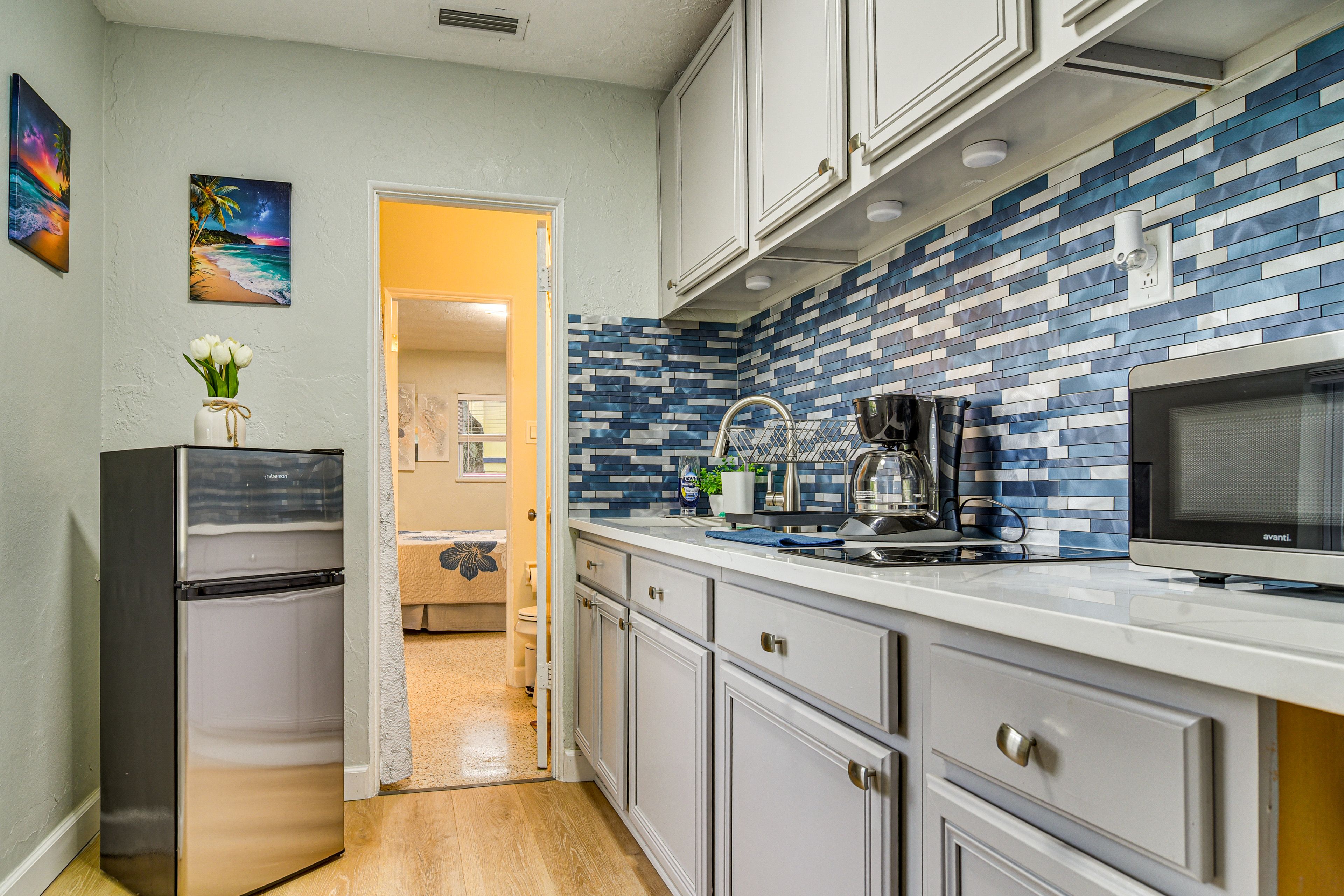 Kitchen | Drip Coffee Maker | Stovetop | Microwave