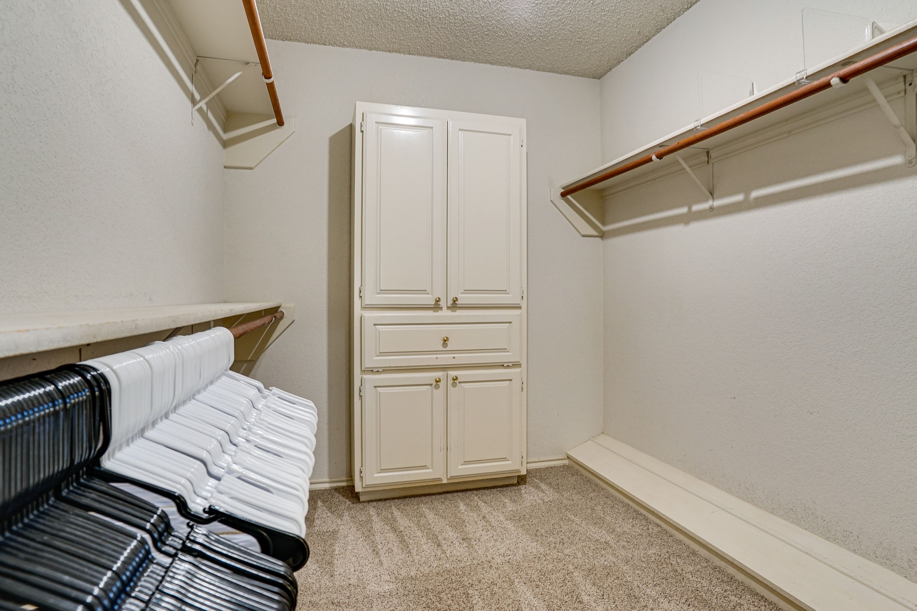 Walk-In Closet | 1st Floor