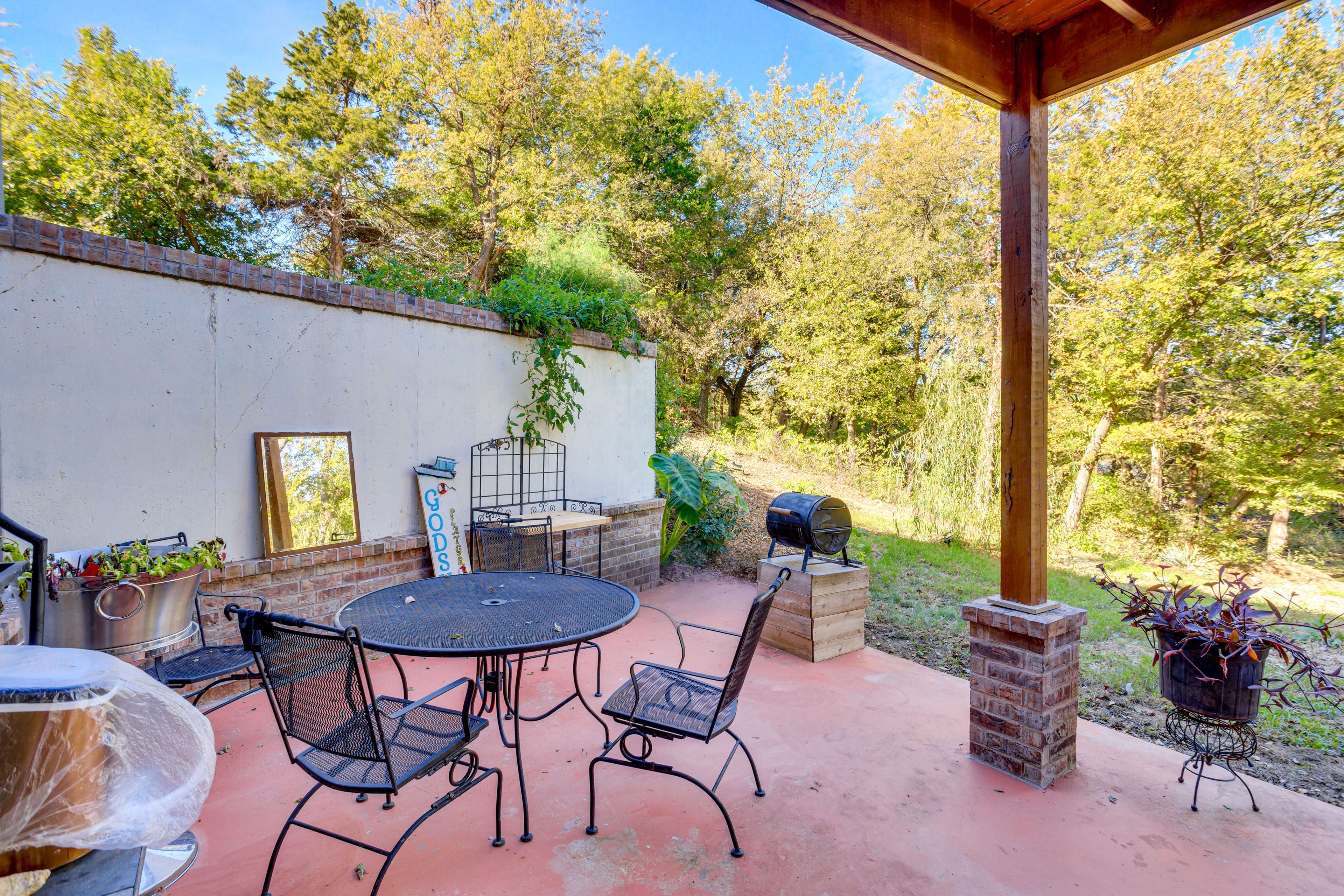 Oklahoma City Vacation Rental | 1BR | 1BA | Step-Free Access | 1,000 Sq Ft