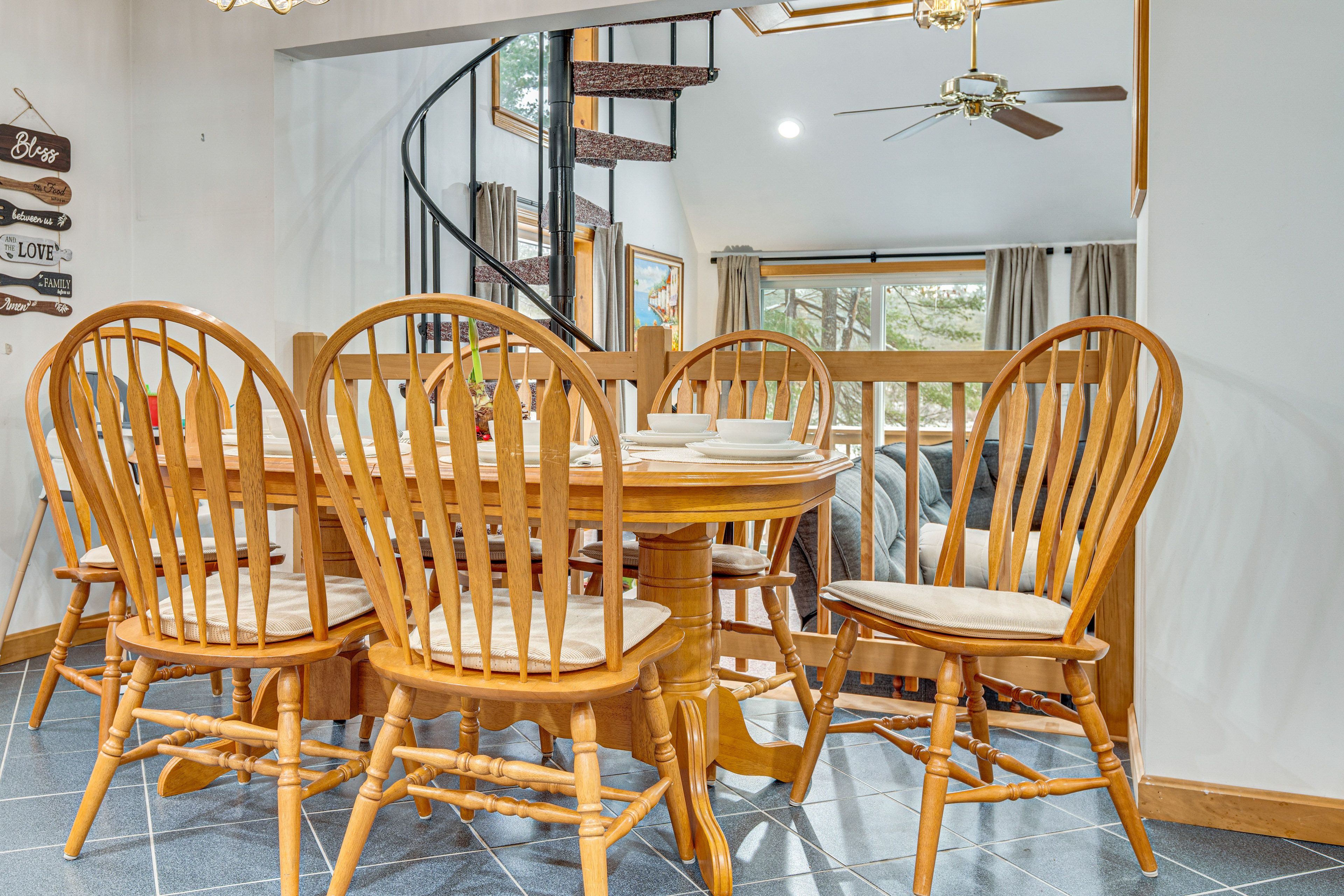 Dining Area | Main Level | High Chair