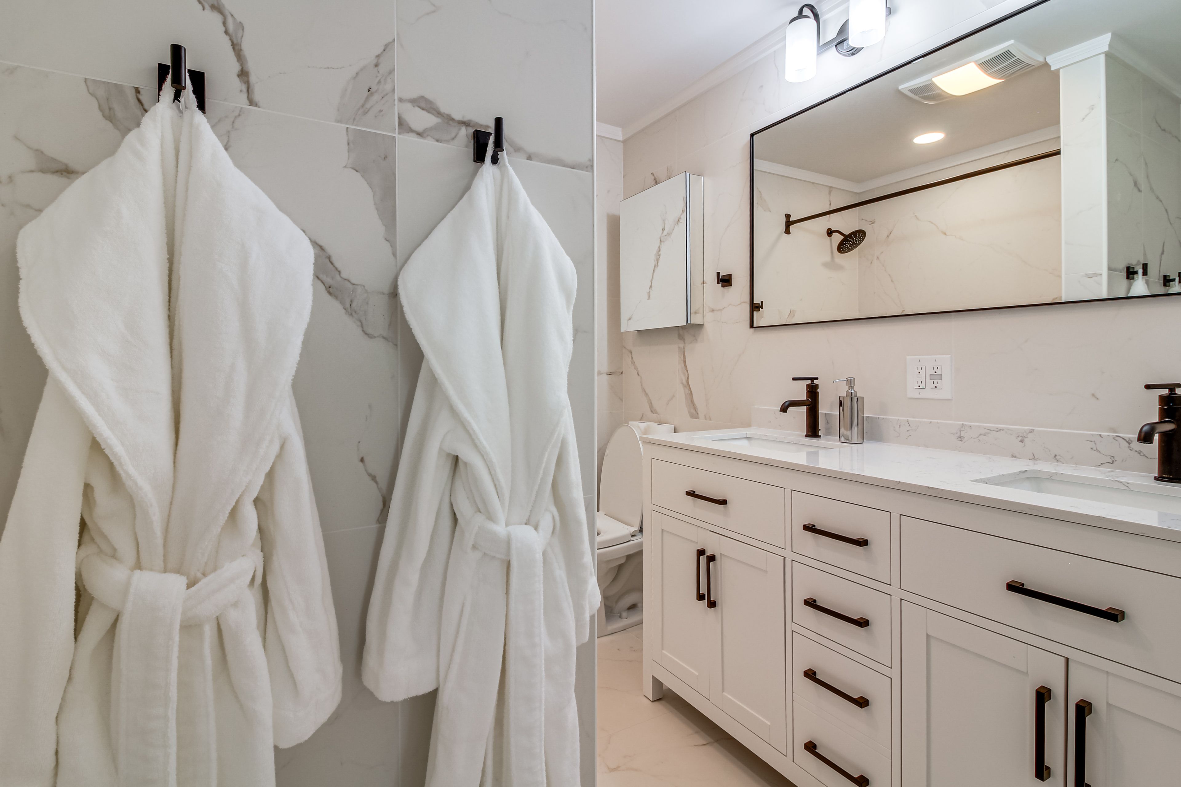 Bathroom | Lower Level