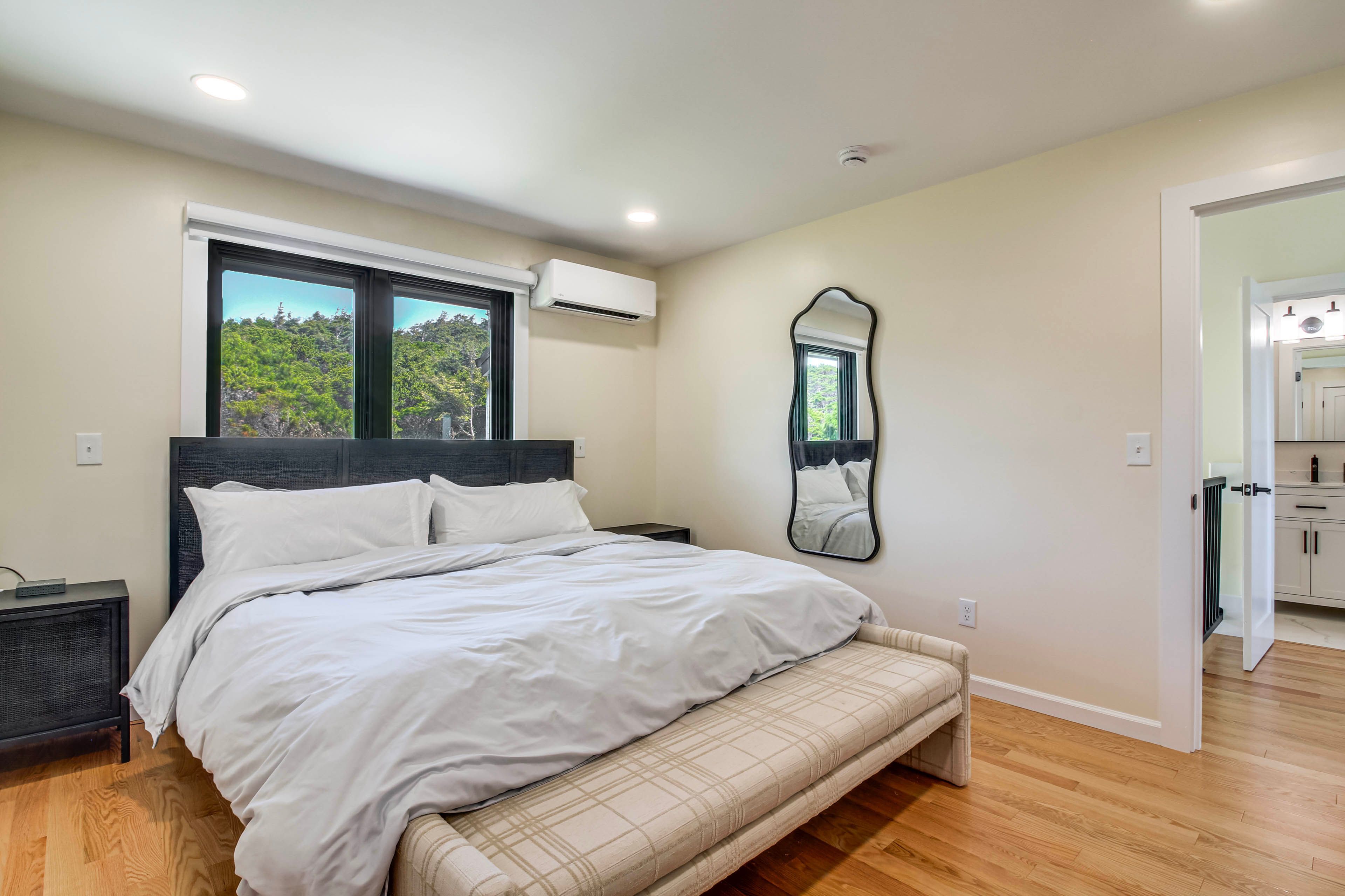Bedroom 1 | King Bed | Main Level