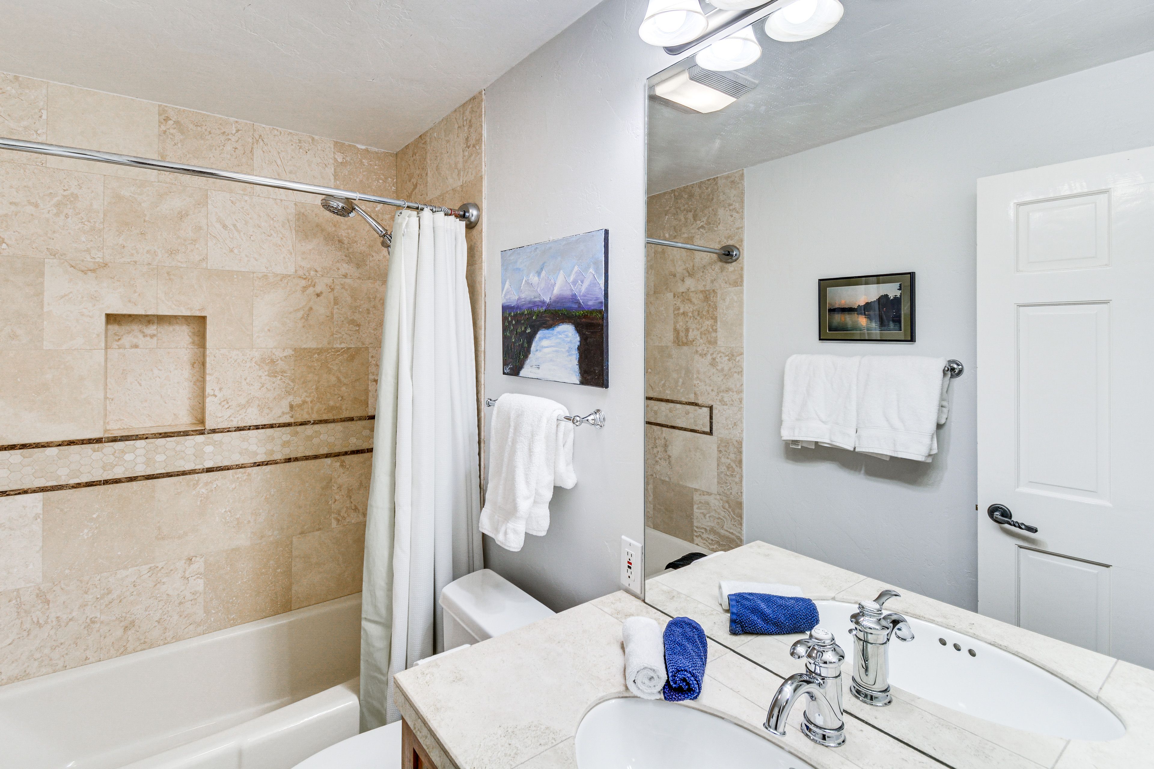 Full Bathroom | Ground Floor