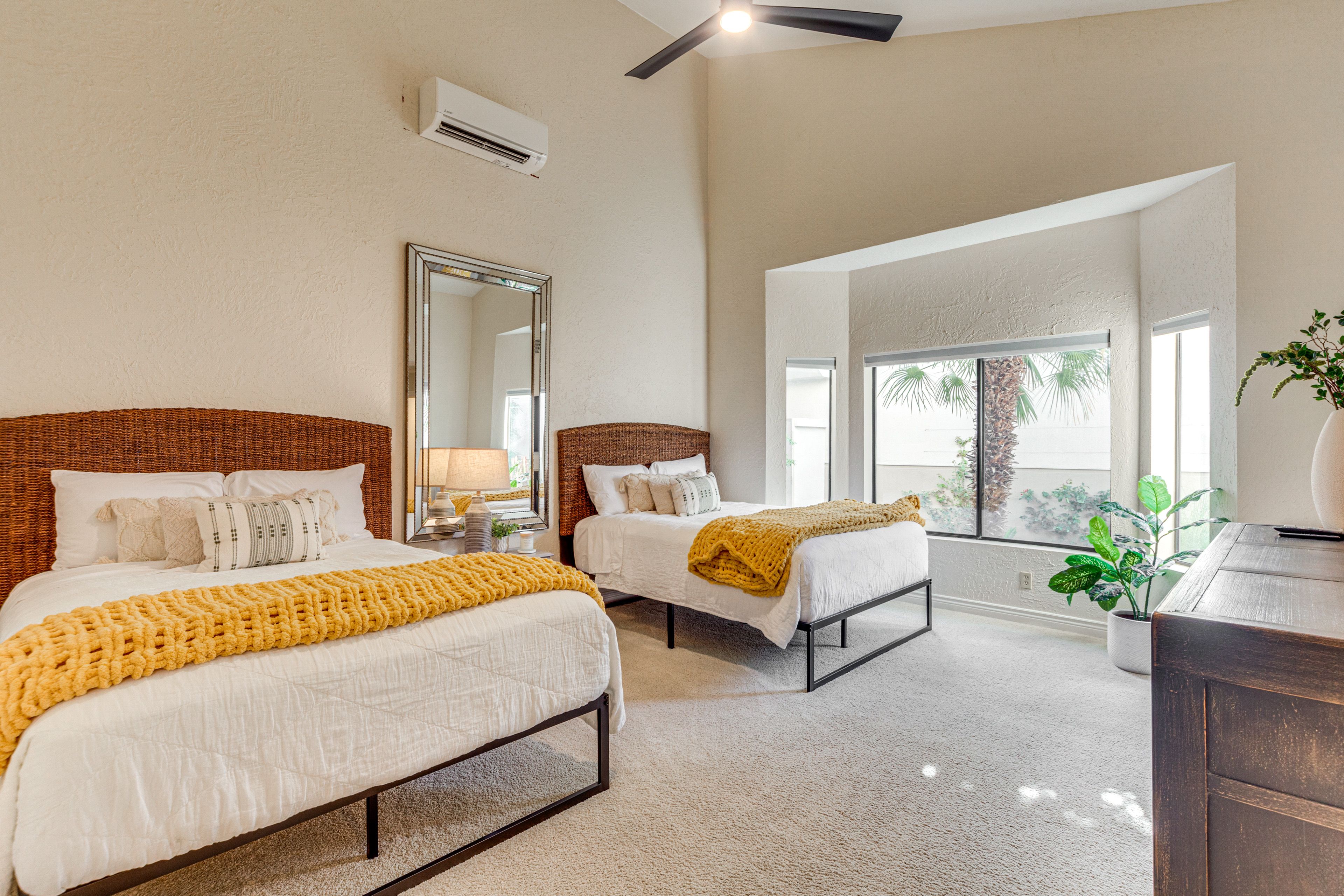 Bedroom 3 | 2 Queen Beds