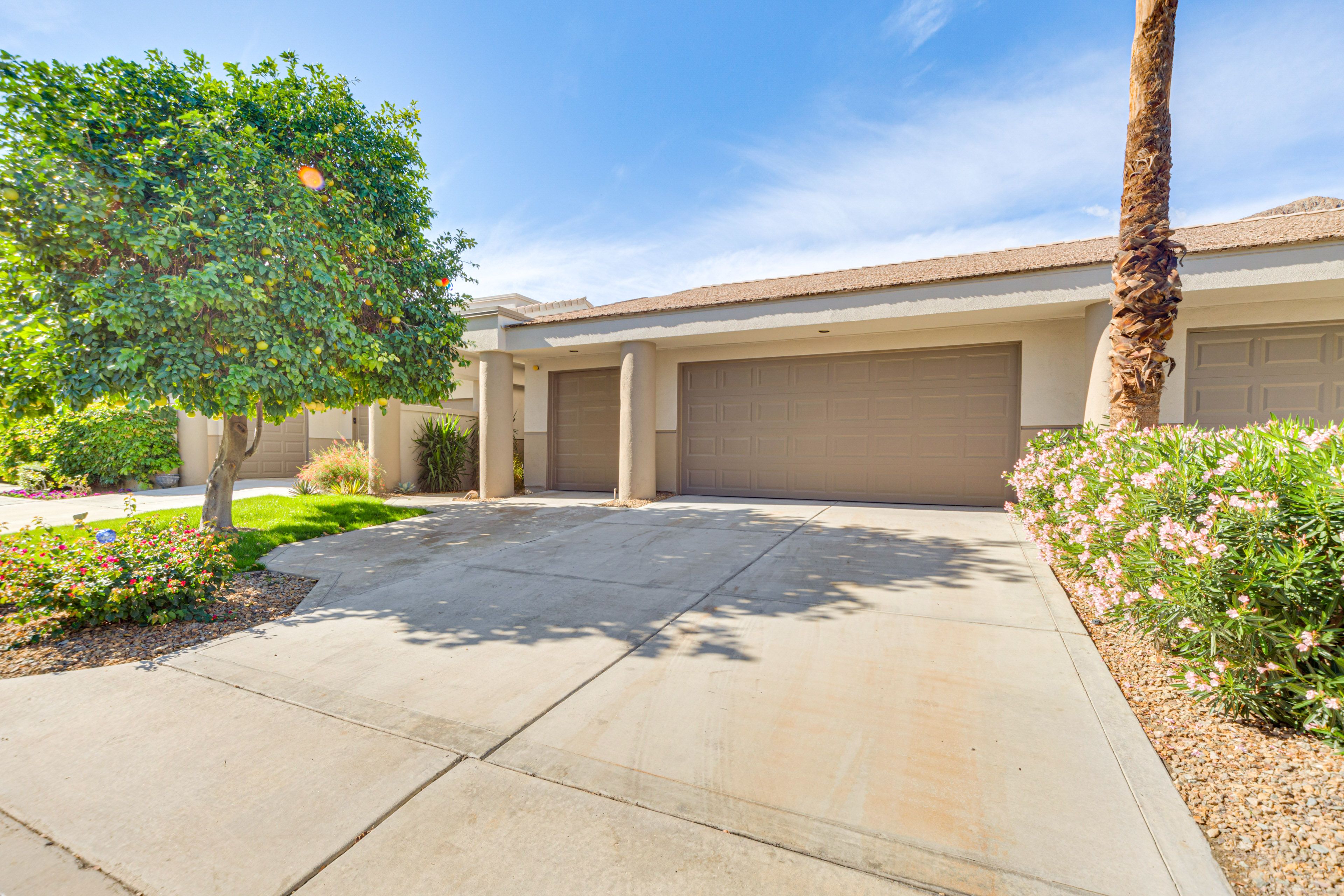 Parking | Garage (1 Vehicle) | Driveway (2 Vehicles)