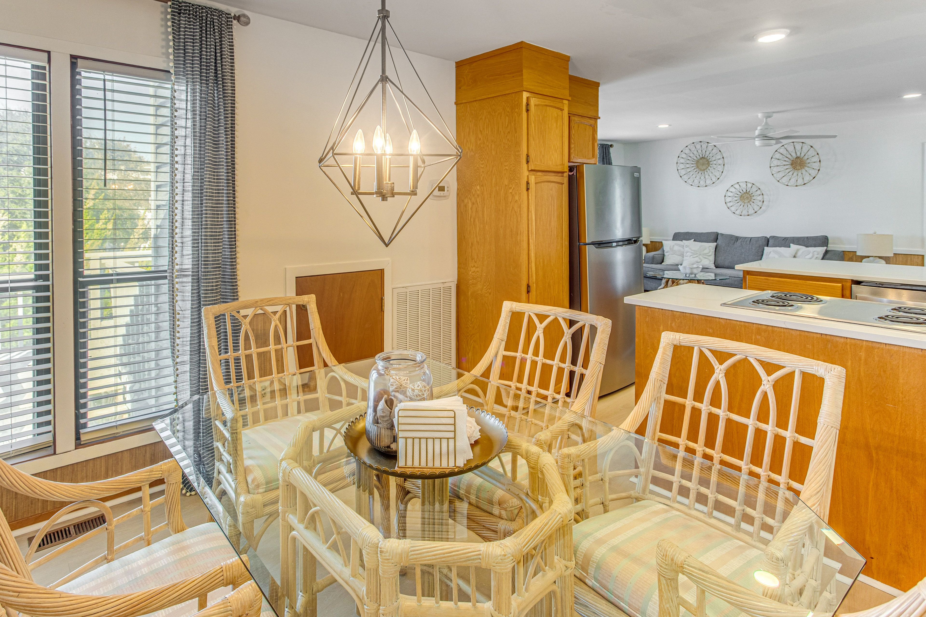 Dining Room | 1st Floor