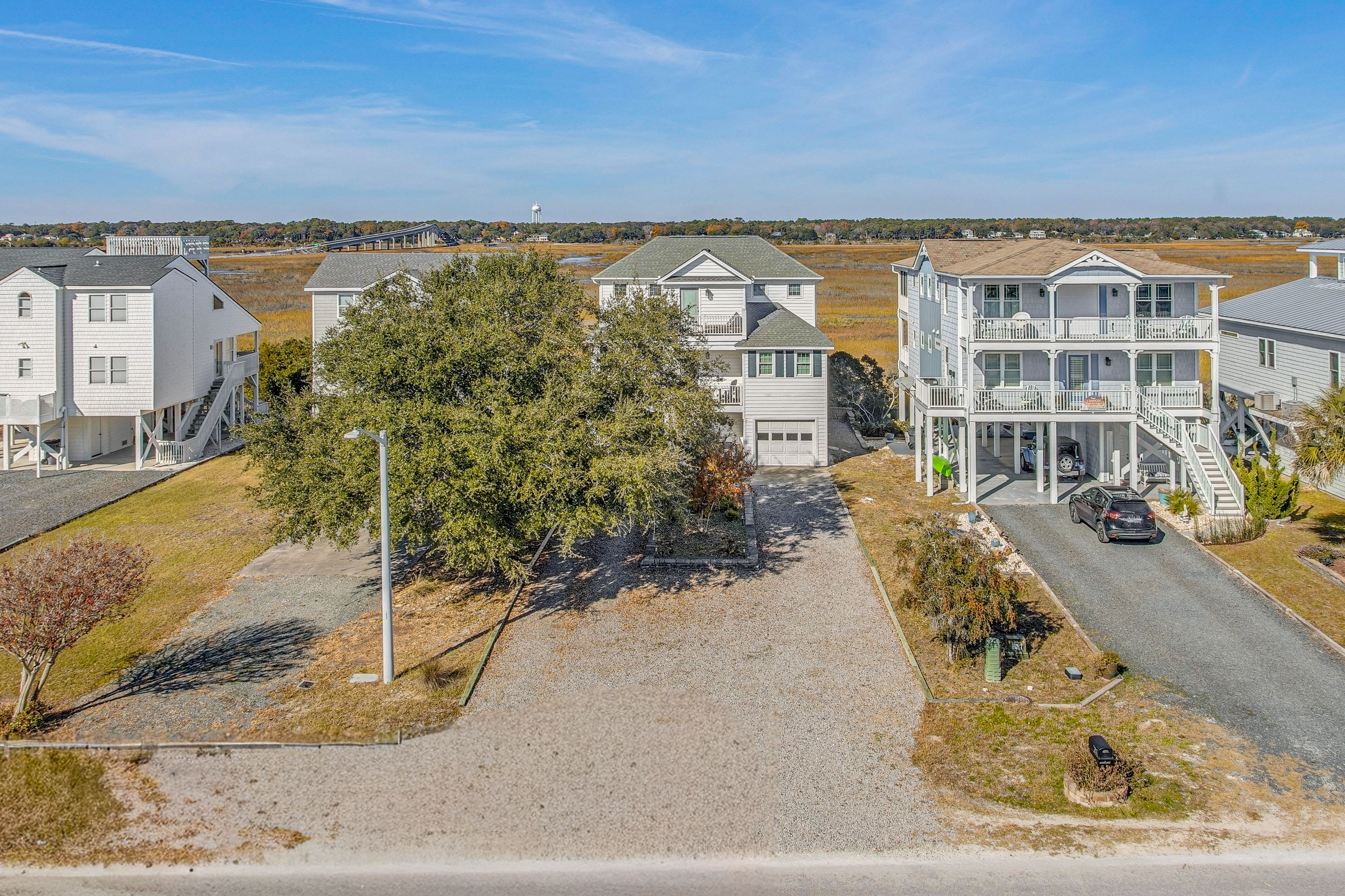 Home Exterior | Parking | Driveway (3 Vehicles)