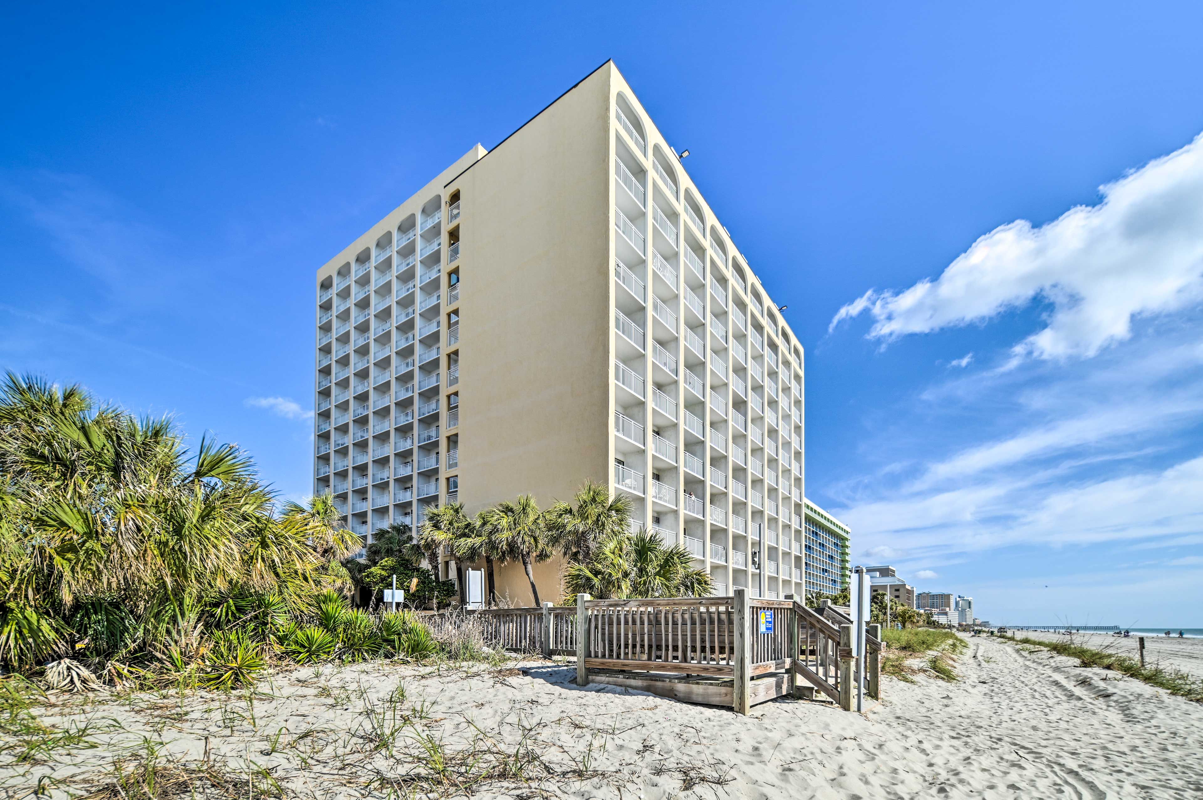 Myrtle Beach Vacation Rental | Studio | 1BA | 400 Sq Ft | Step-Free Access