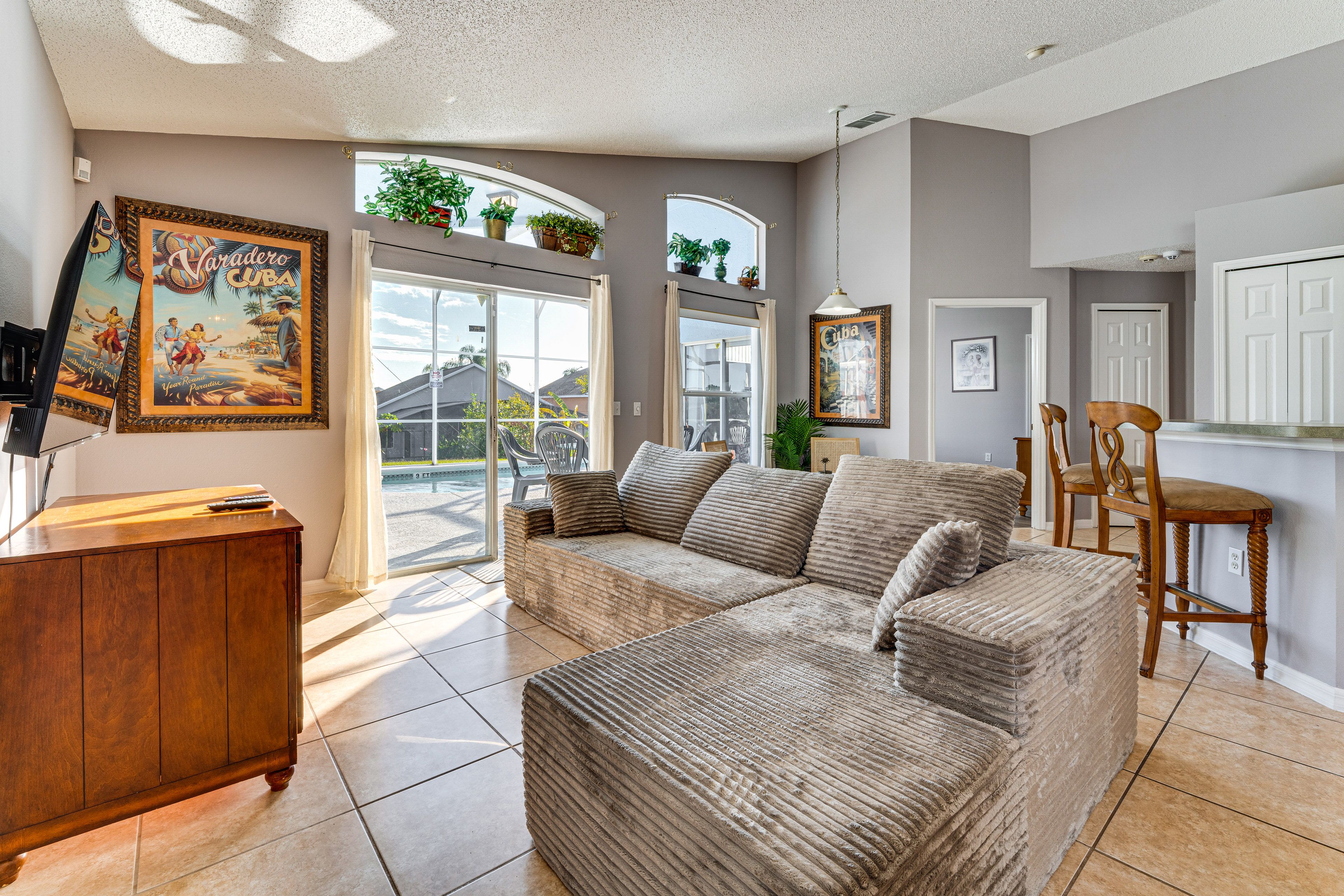 Davenport Vacation Rental | 4BR | 2BA | 1,452 Sq Ft | 1 Small Step to Enter