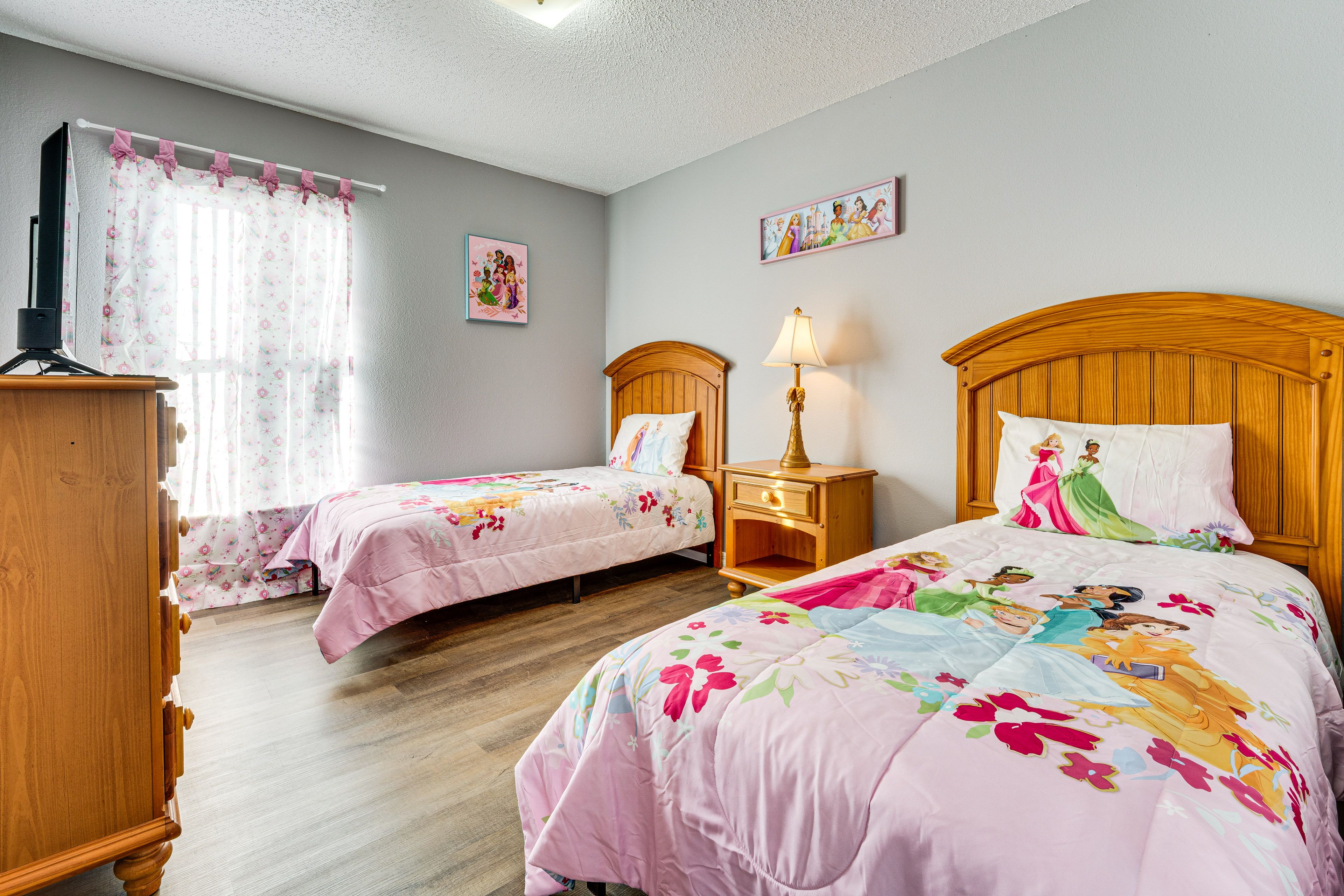 Bedroom 3 | 2 Full Beds