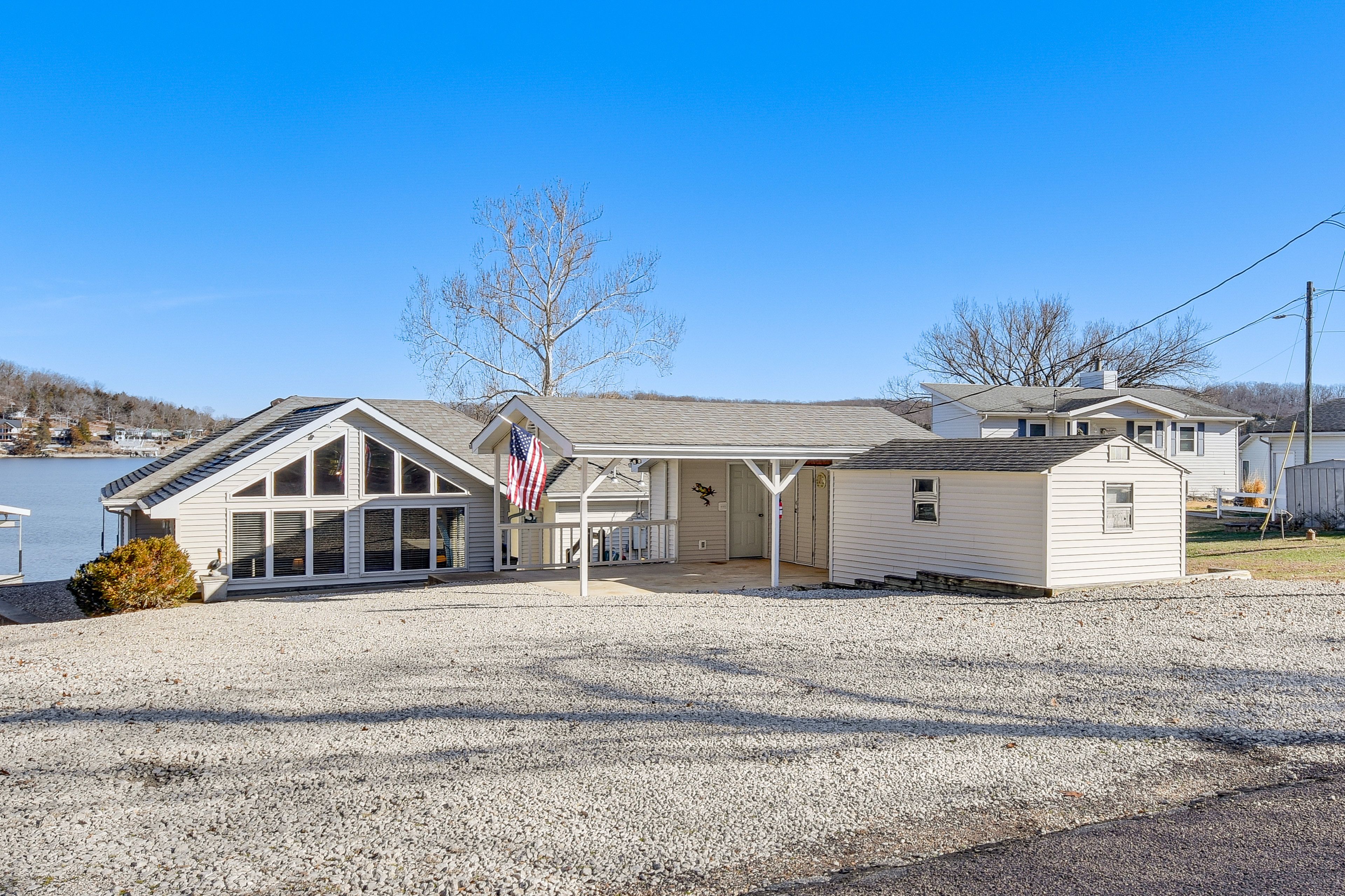 Exterior | Carport (1 Vehicle) | Driveway (3 Vehicles) | Boat Trailer Parking