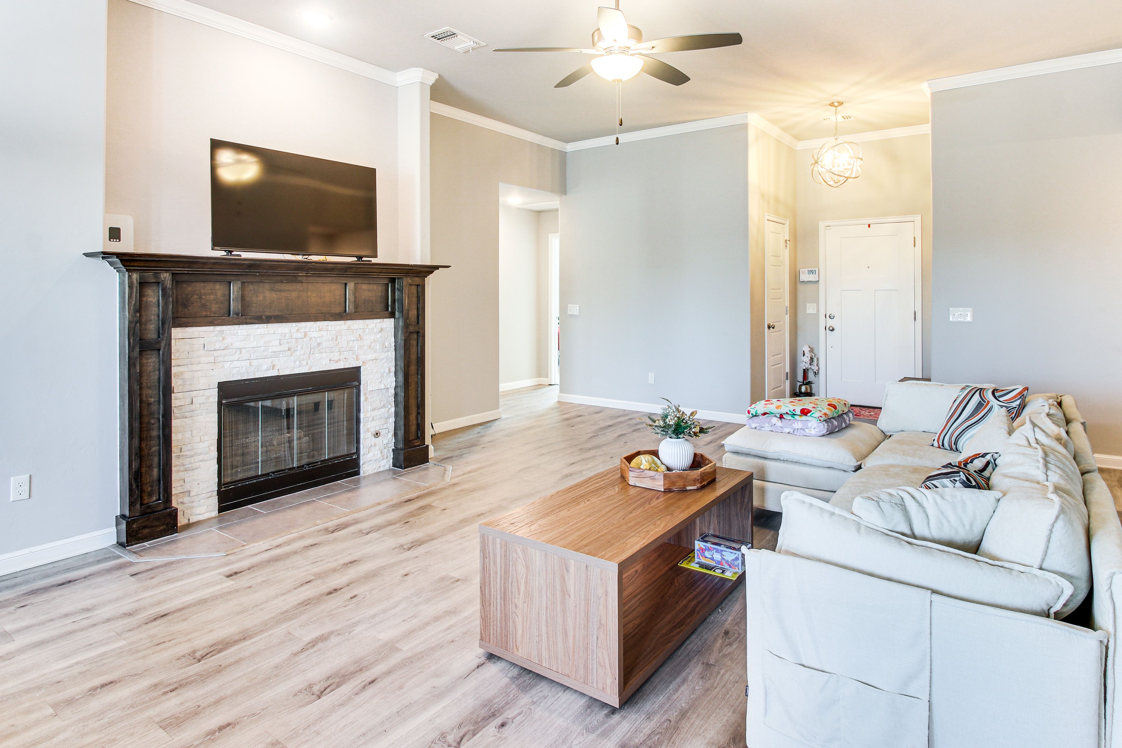 Norman Vacation Rental | 2BR | 1BA | 1,300 Sq Ft | 1 Step to Enter