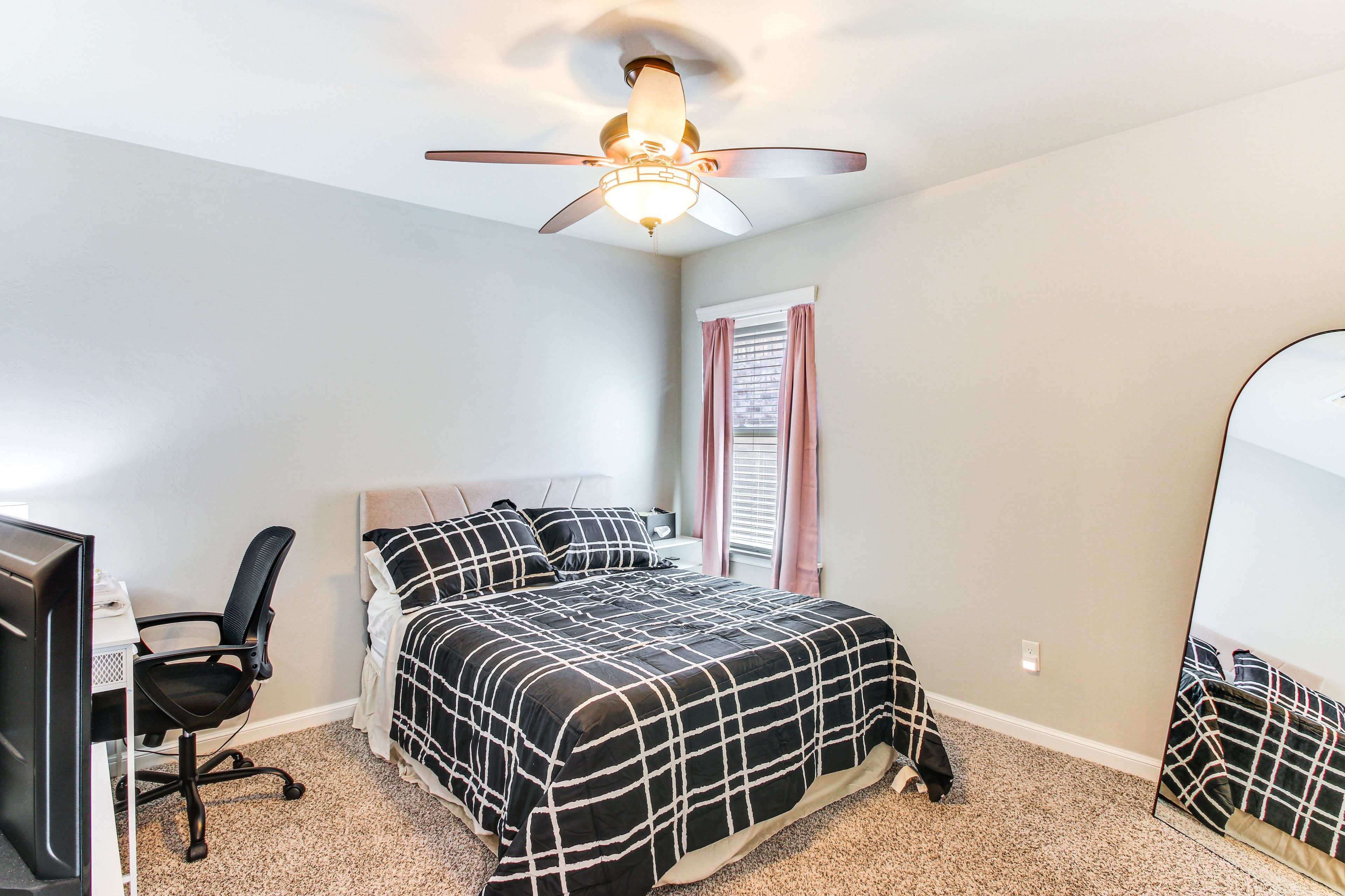 Bedroom 1 | Full Bed | Linens Provided