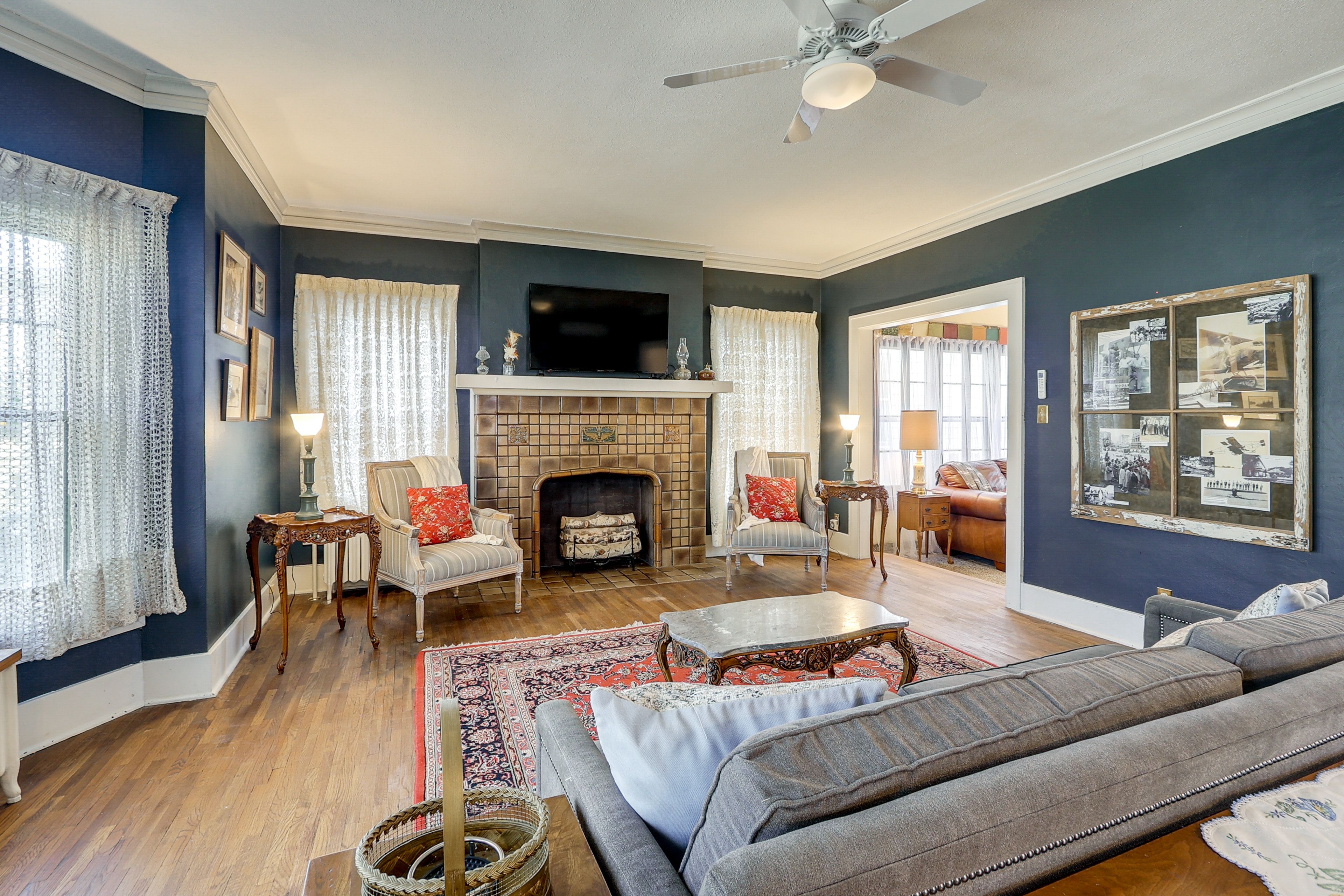 Living Room | 1st Floor | Radiator Heat | Mini-Split A/C | Free WiFi | Smart TV