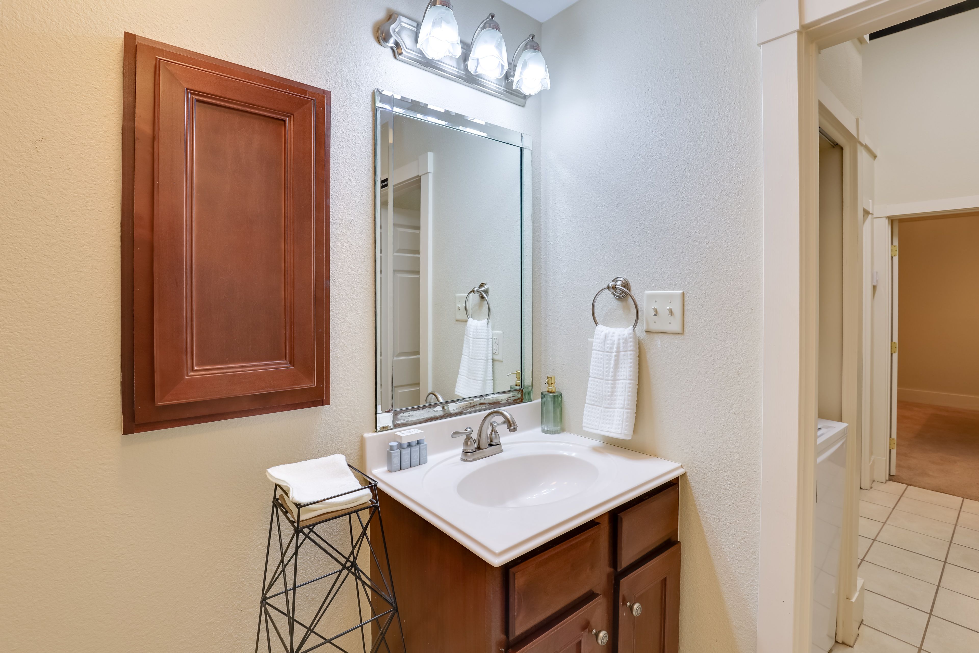 Bathroom | Shower | Towels Provided