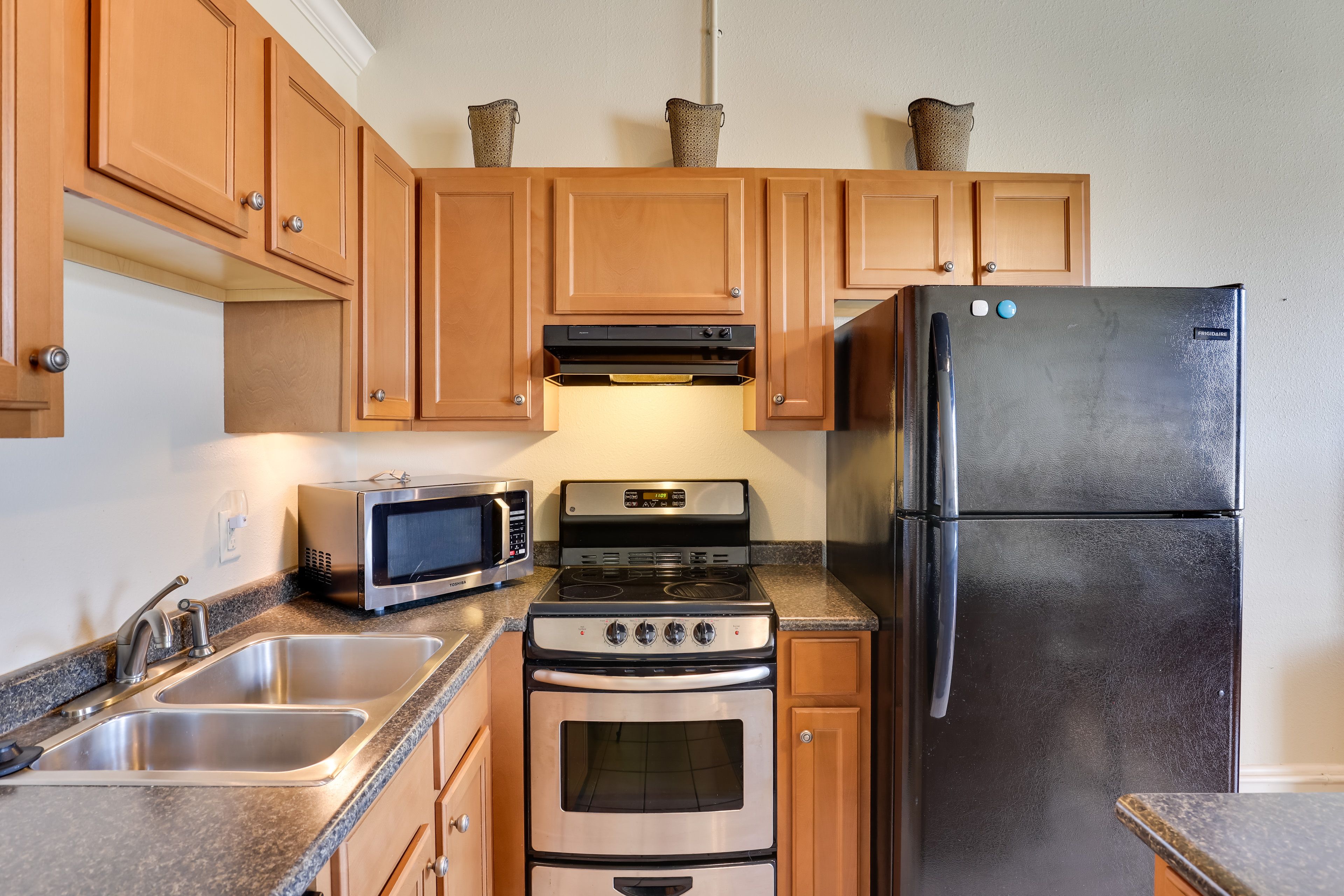 Kitchen | Dishwasher | Breakfast Bar