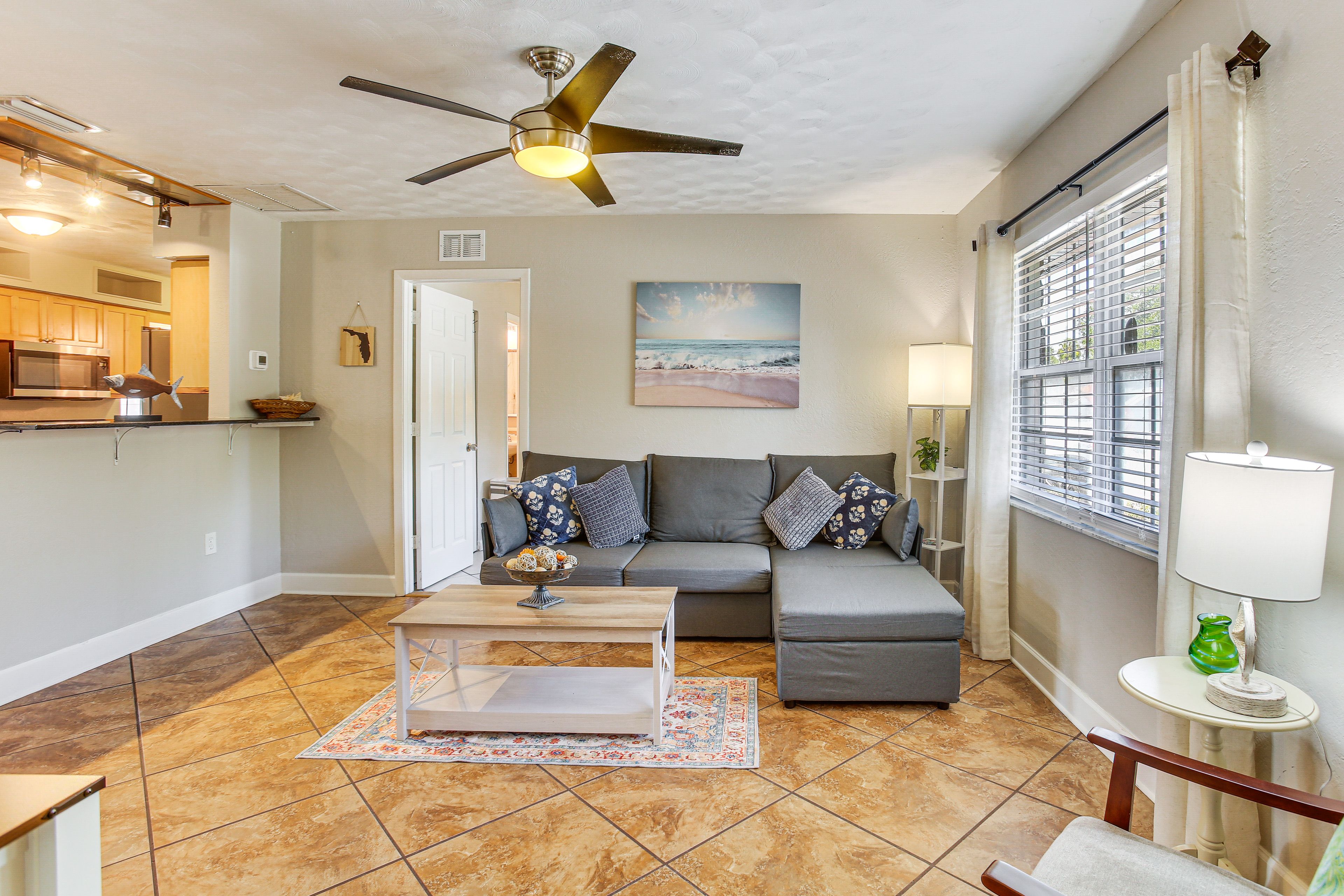 Living Room | Central Heating & A/C | Free WiFi