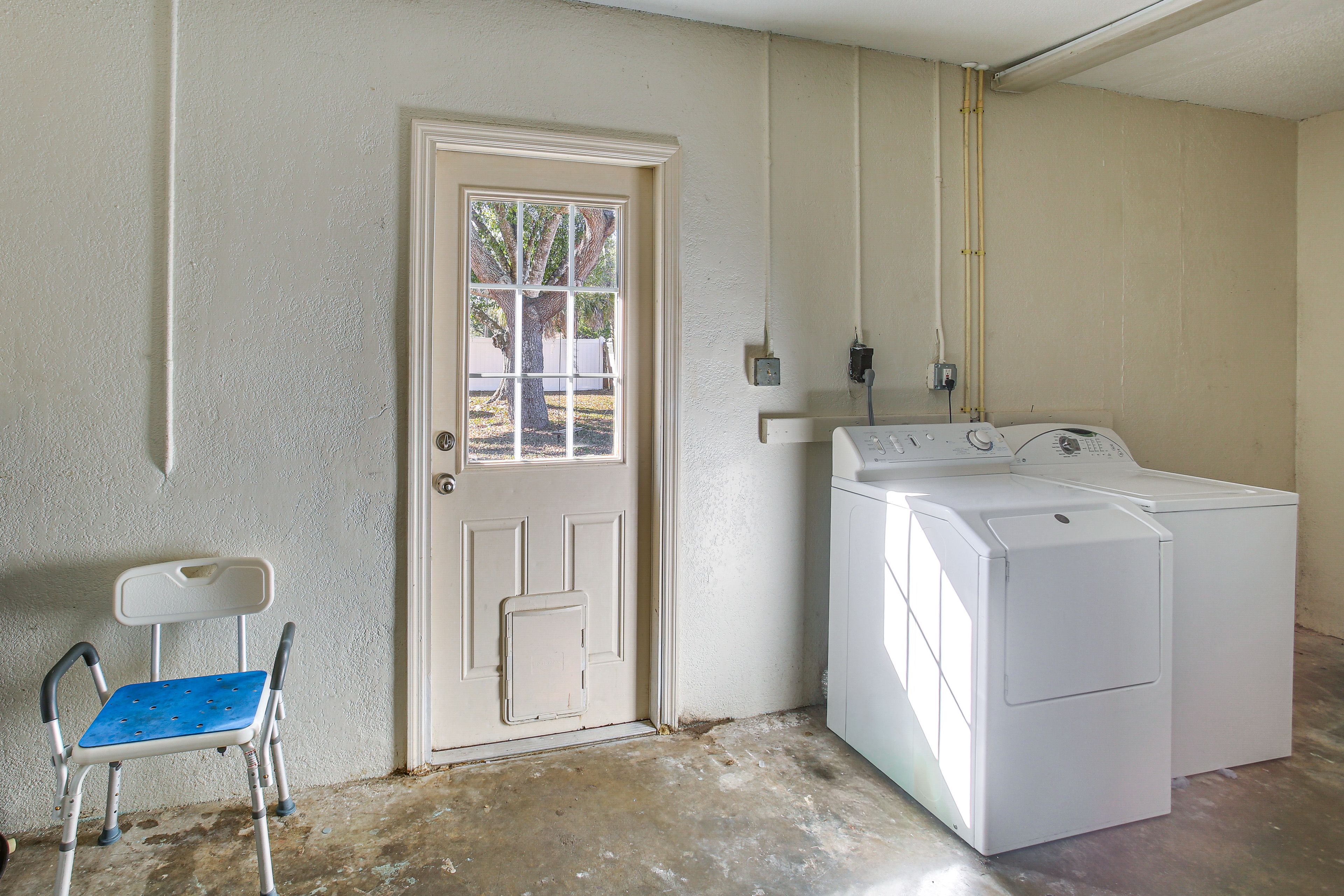Laundry Area | Garage