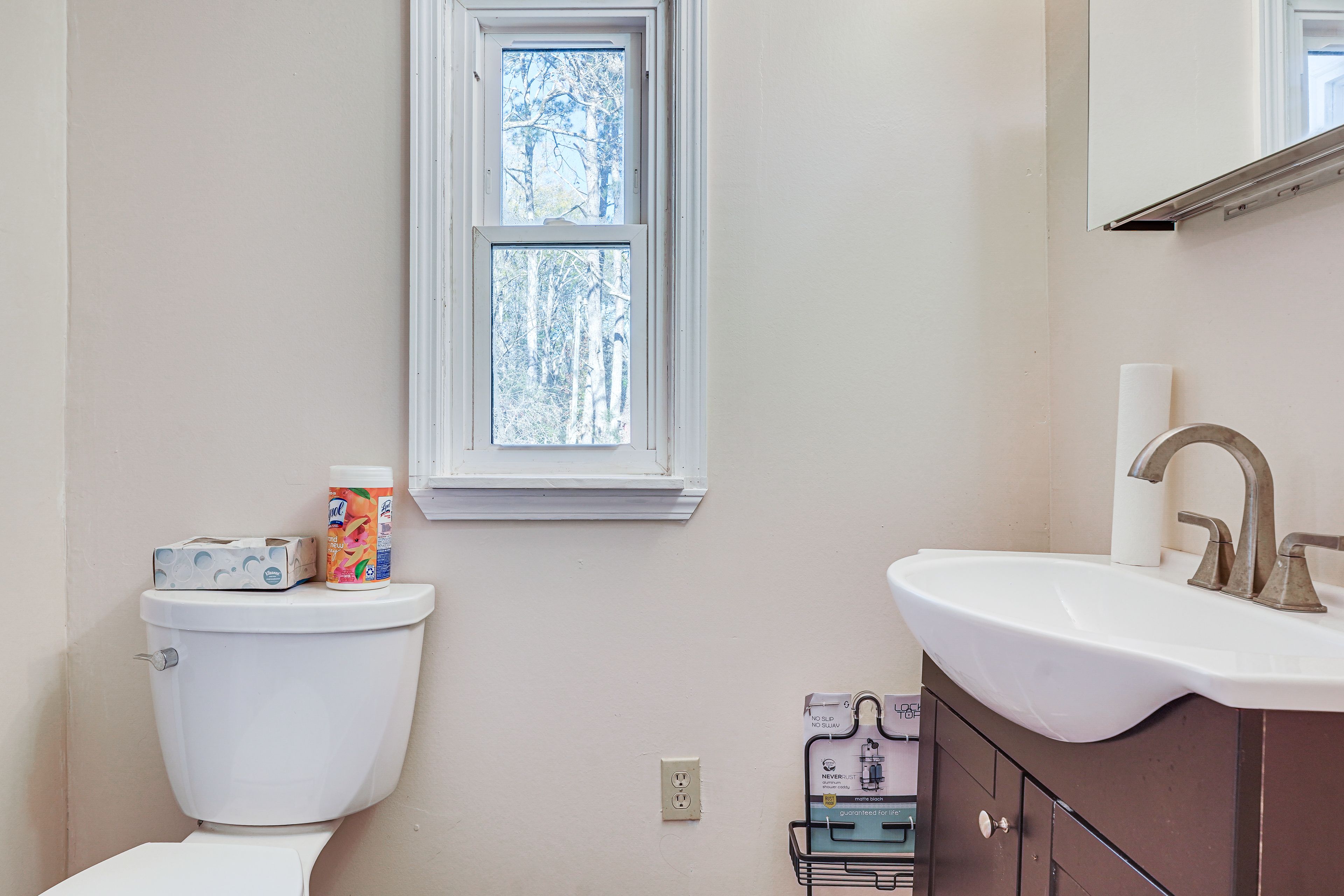 Bathroom | Shower/Tub Combo