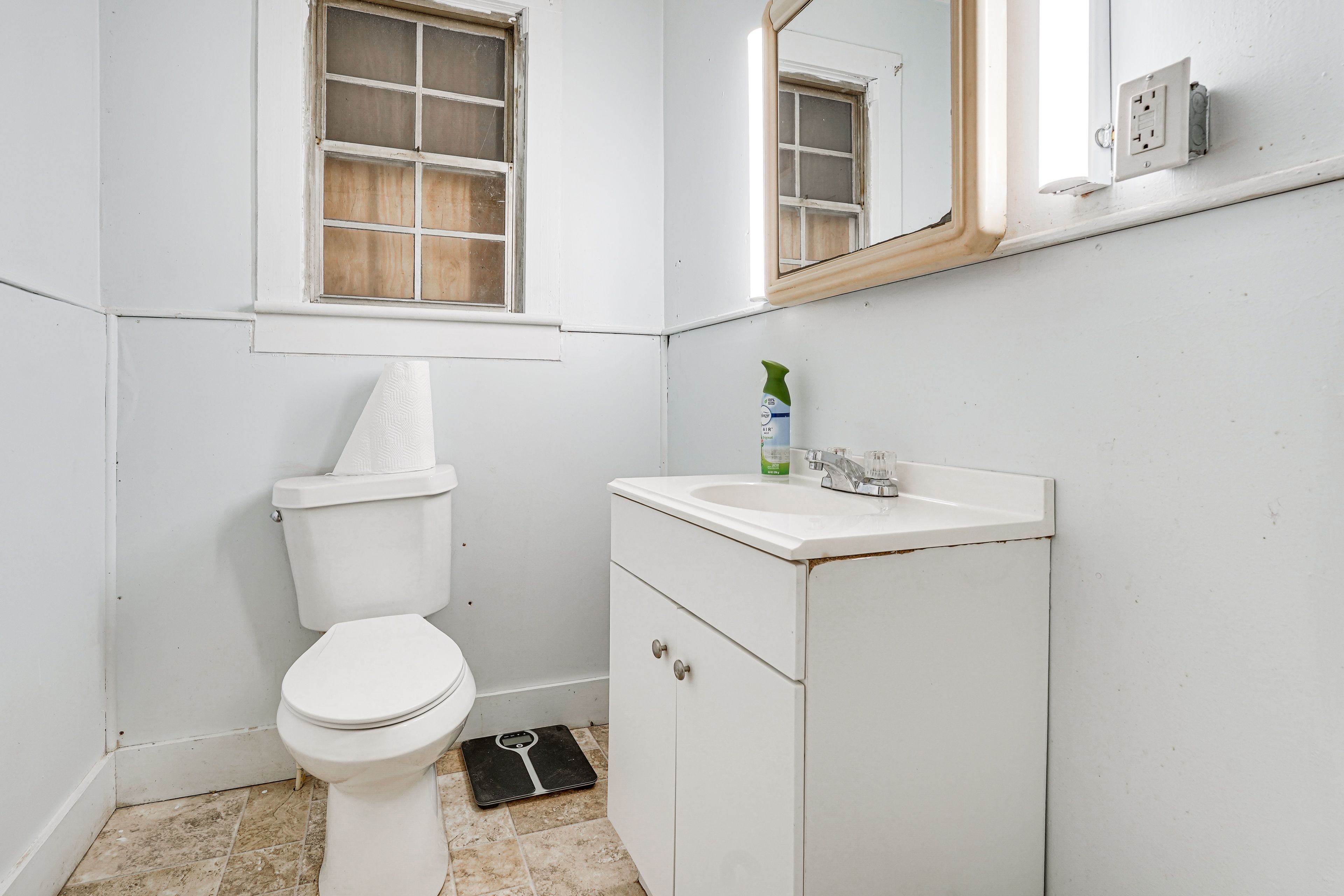 Bathroom | Shower/Tub Combo