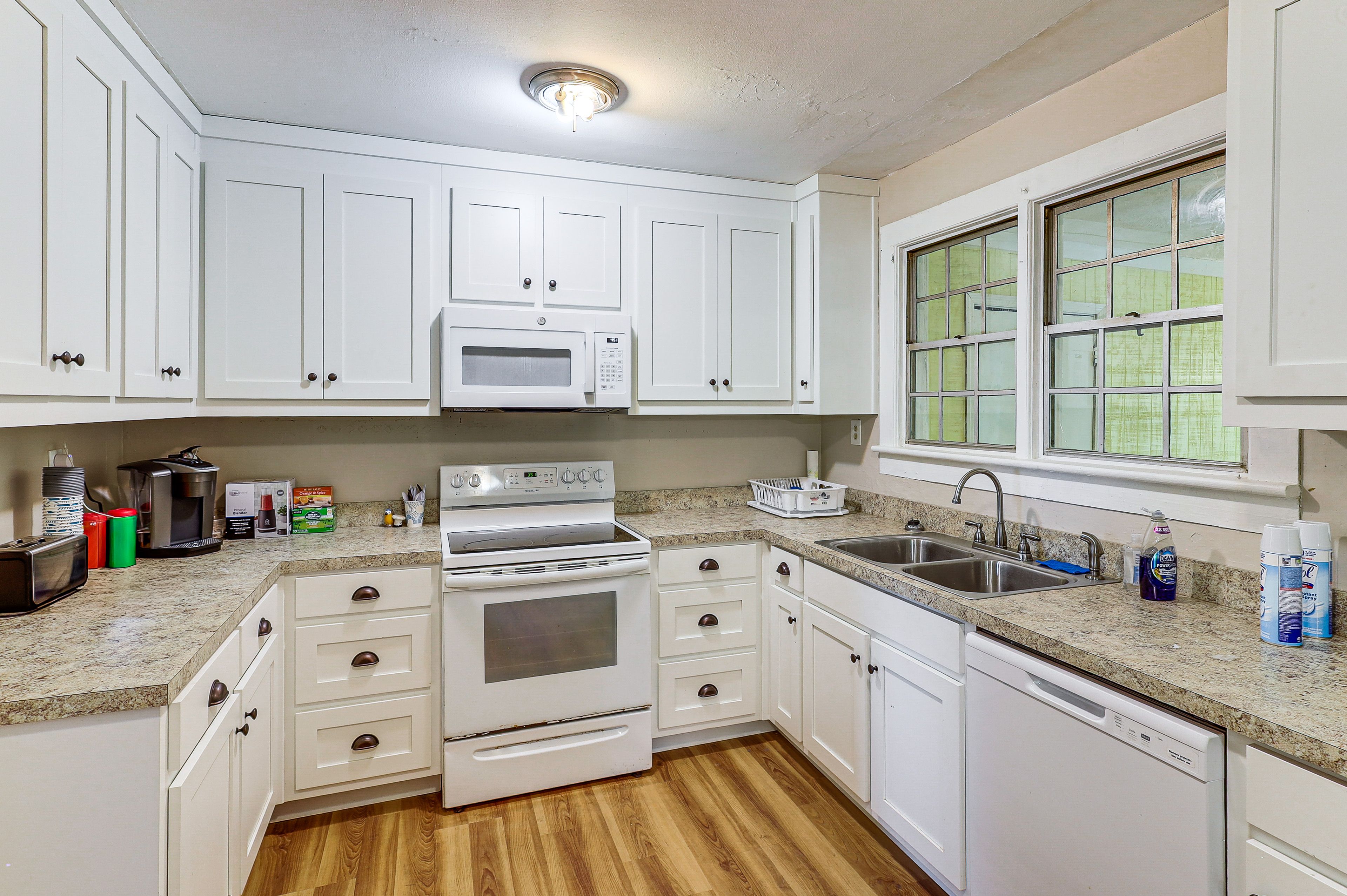 Kitchen | Keurig Coffee Maker