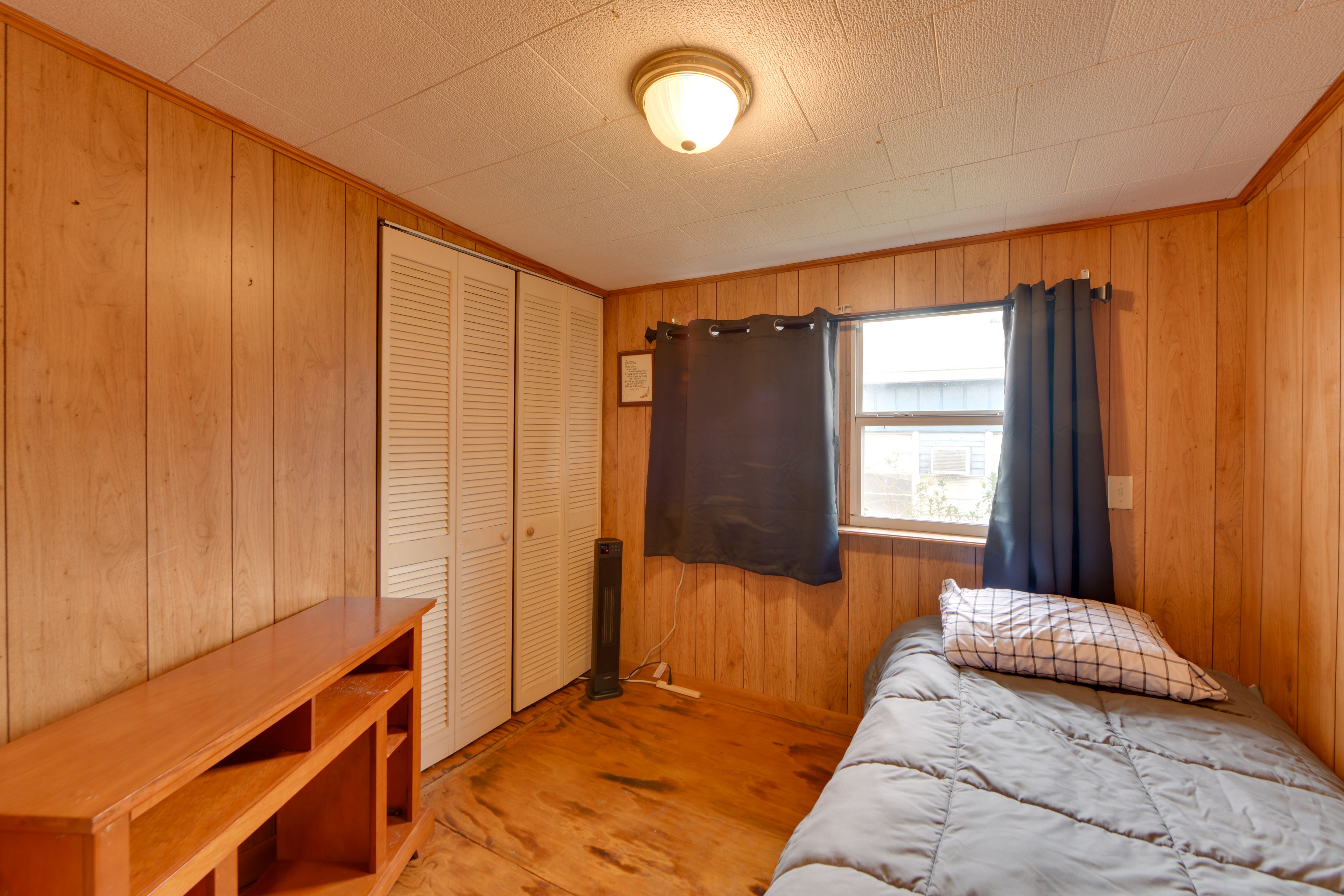 Bedroom 3 | Twin Bed