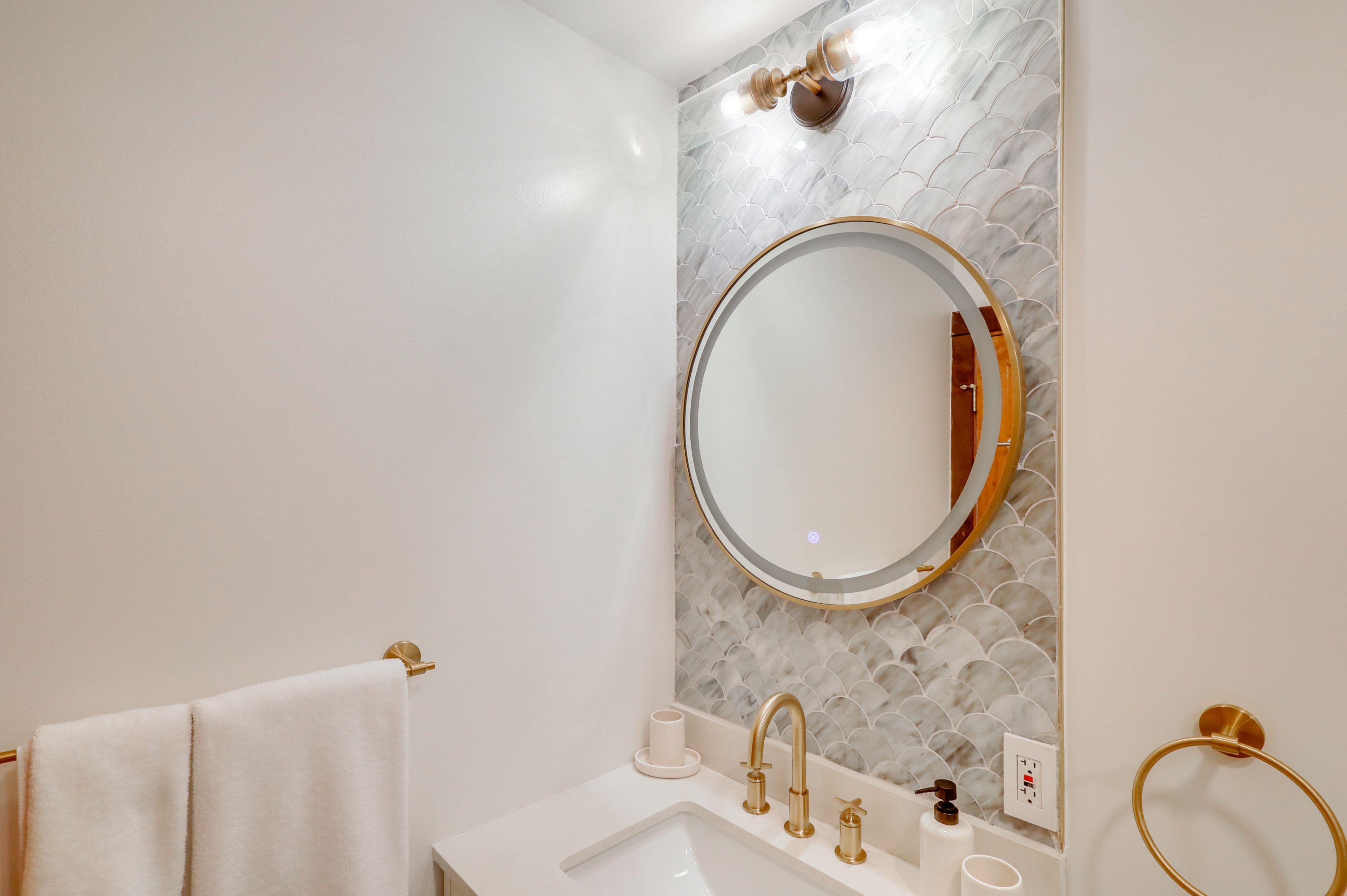 En-Suite Bathroom | Main Level