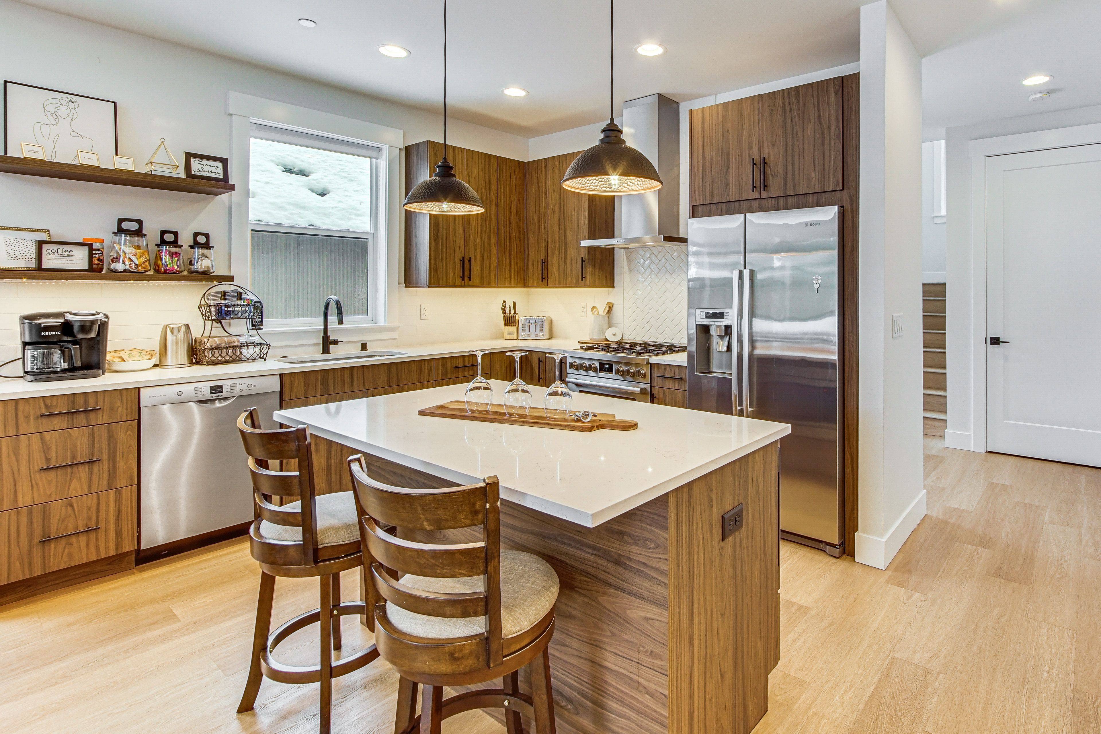 2-Story Home w/ Detached Studio | Cooking Basics | Combo Coffee Maker