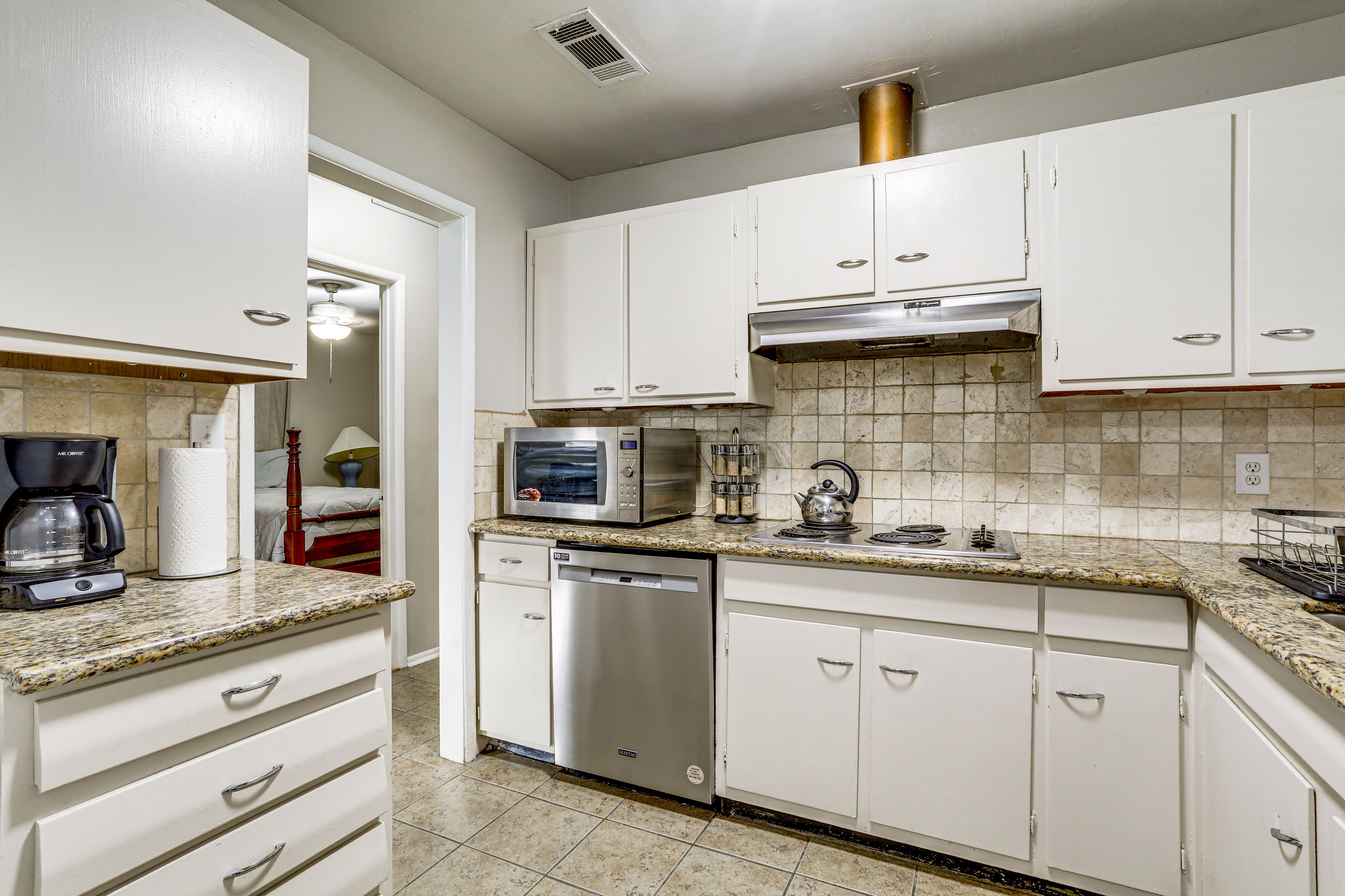 Kitchen | Dishwasher | Drip Coffee Maker